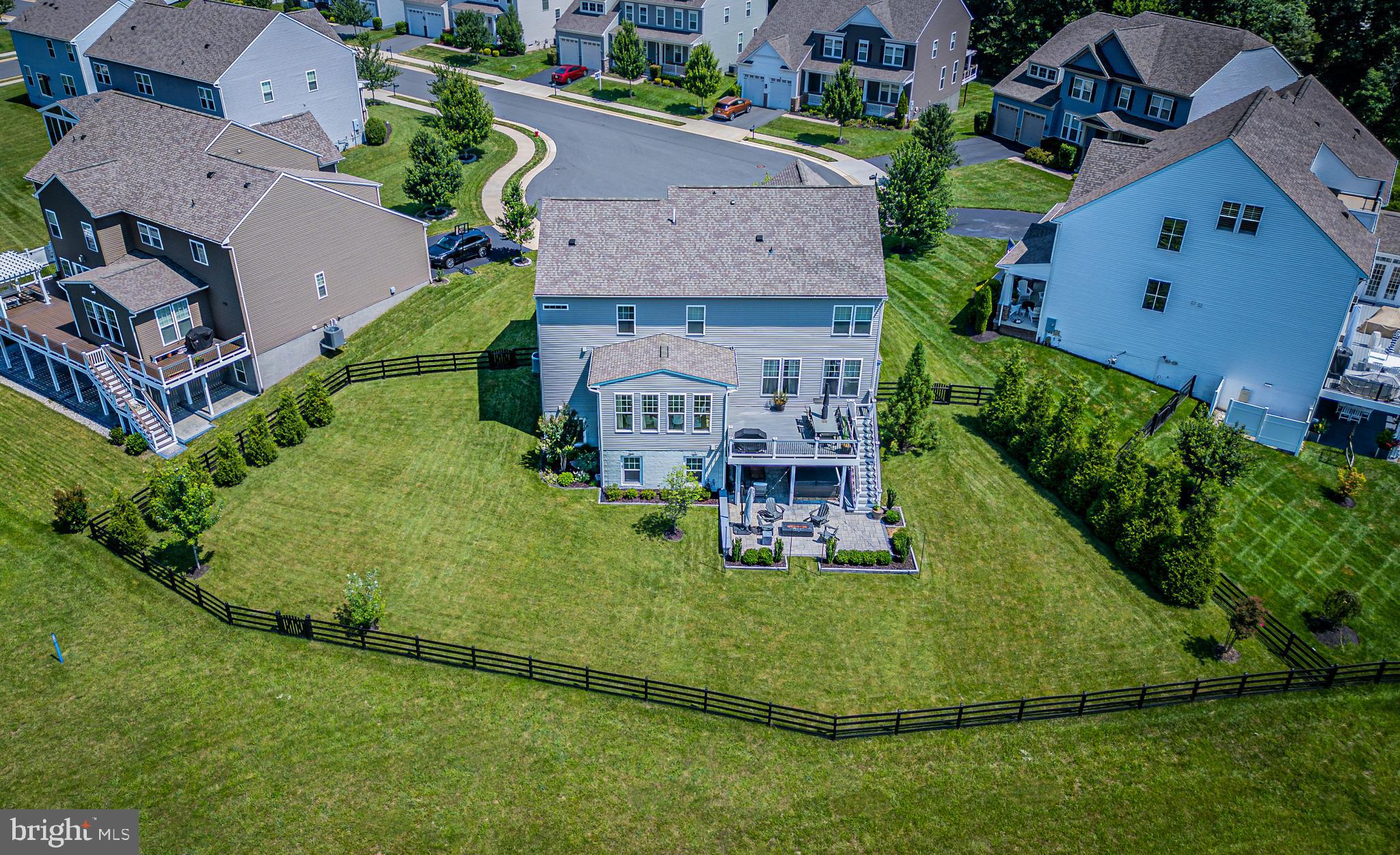 MCINTOSH - Residential