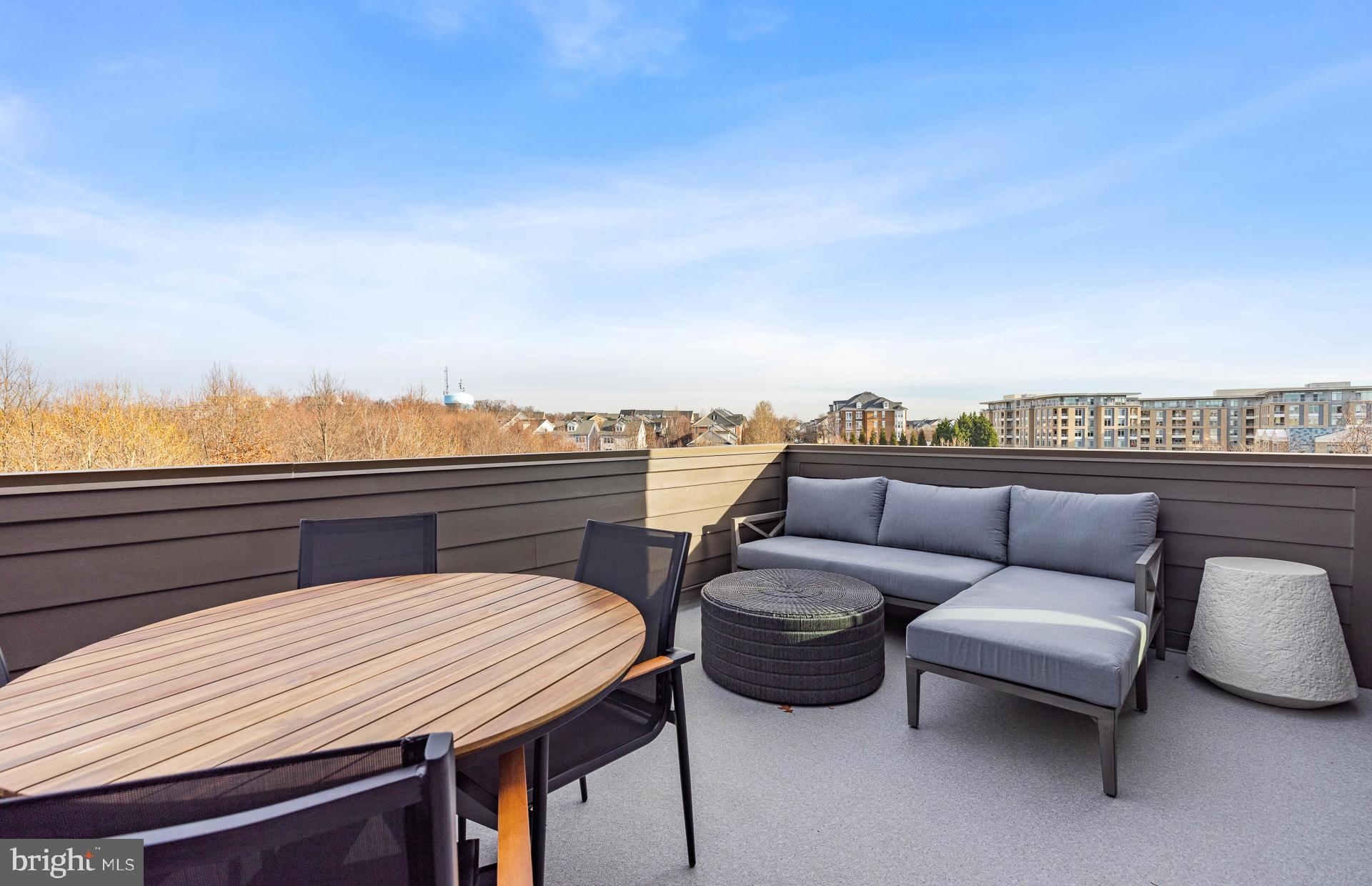 FARMSTEAD DISTRICT - Residential