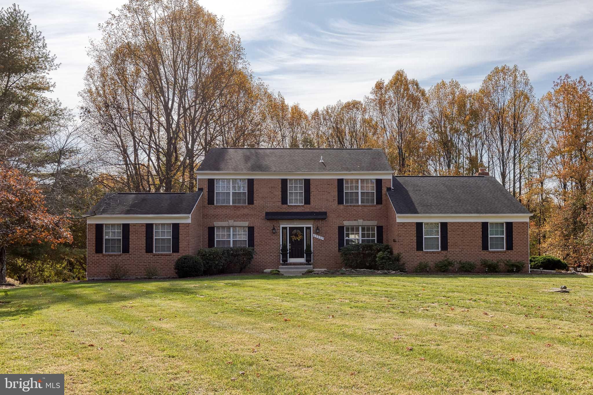 WOODMORE MEADOWS - Residential