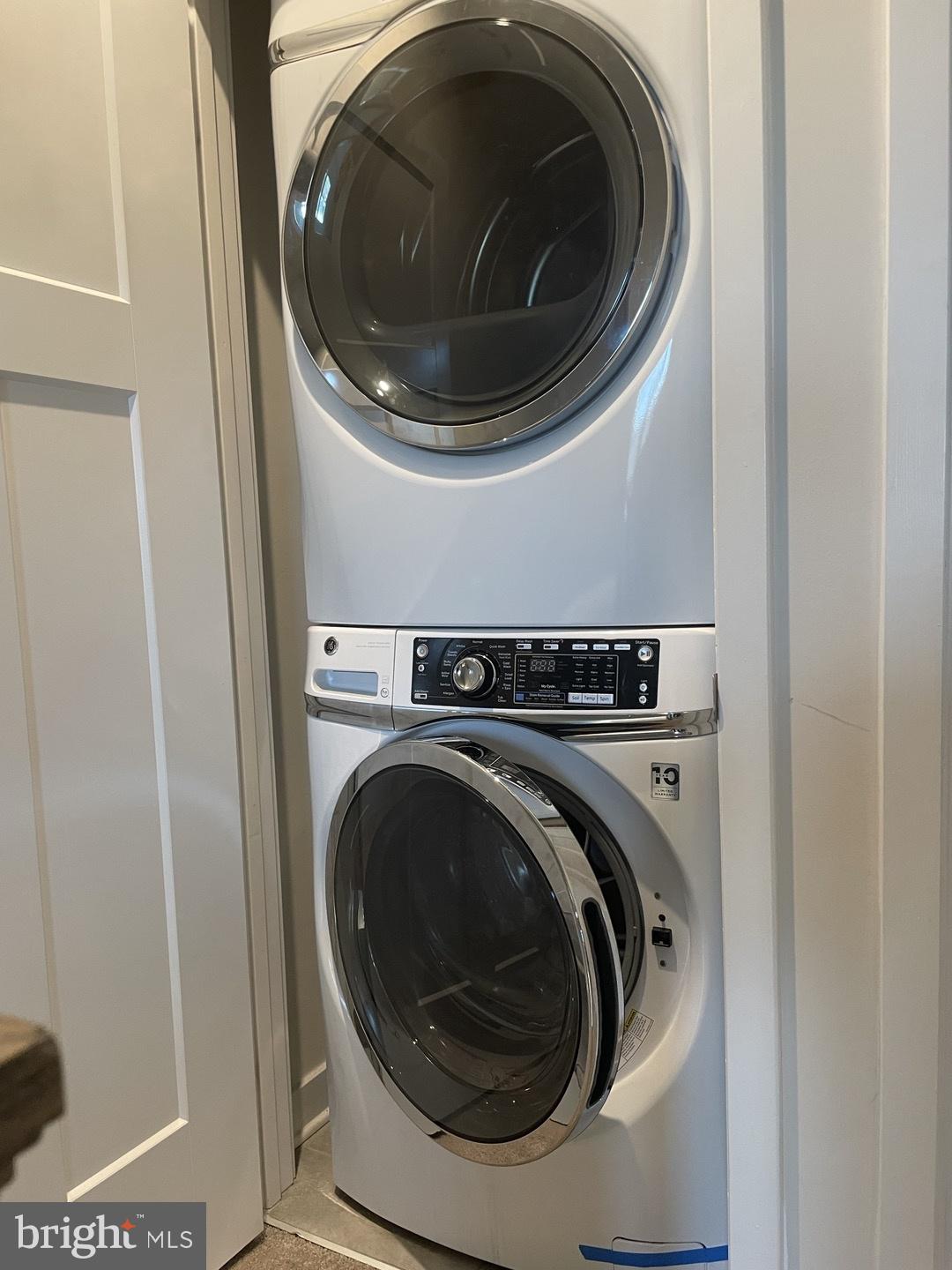 BALLENGER RUN - Residential Lease