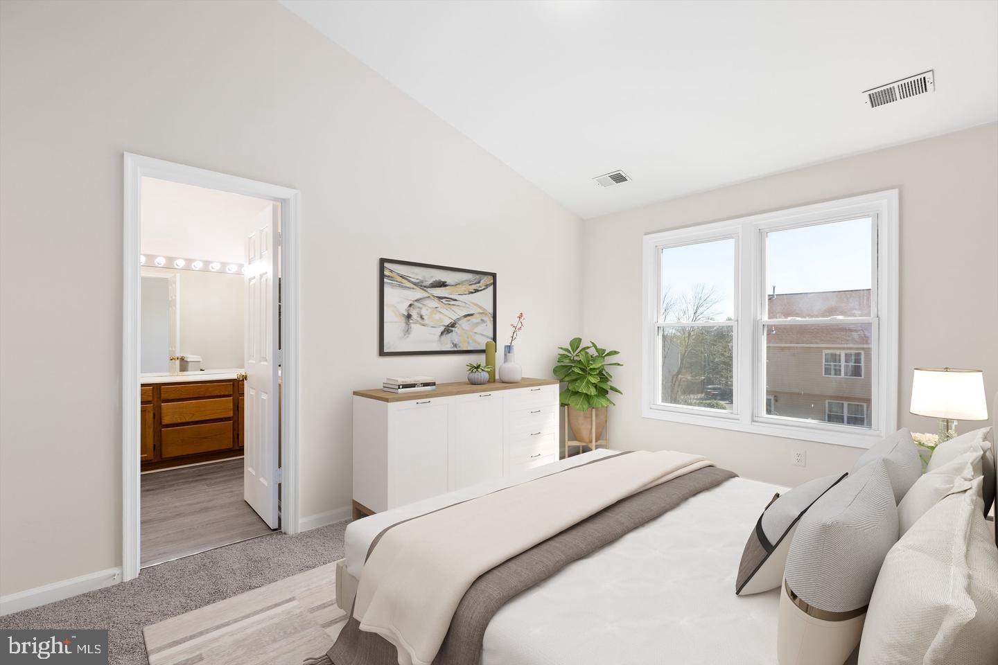 SPRING KNOLL - Residential Lease