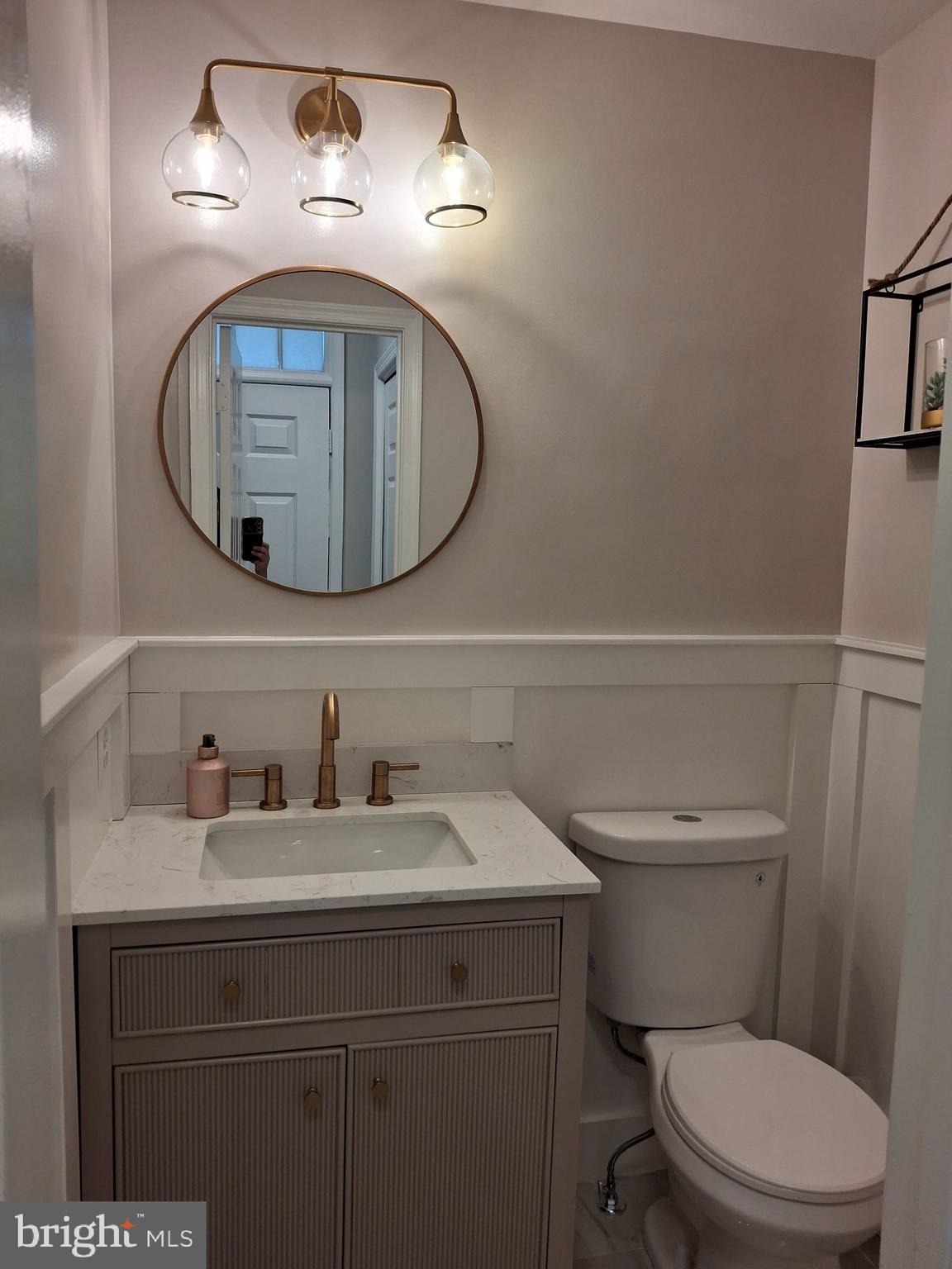 SPRING KNOLL - Residential Lease