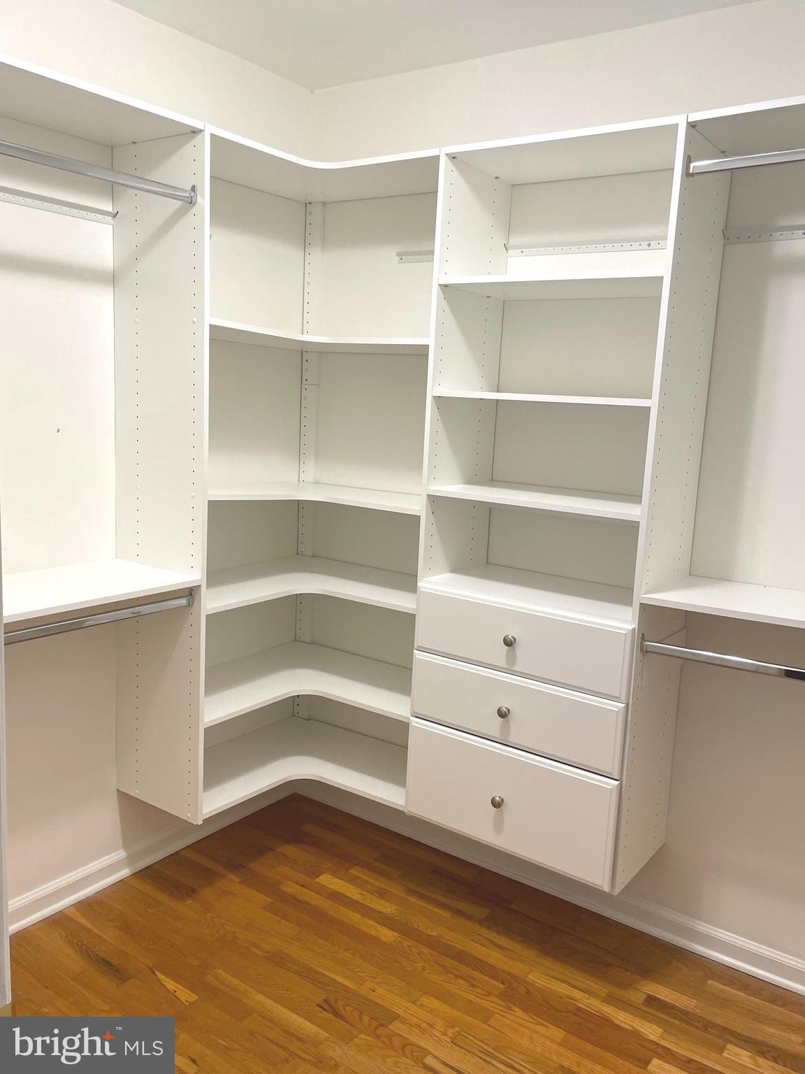 NEWTOWN SQ - Residential Lease