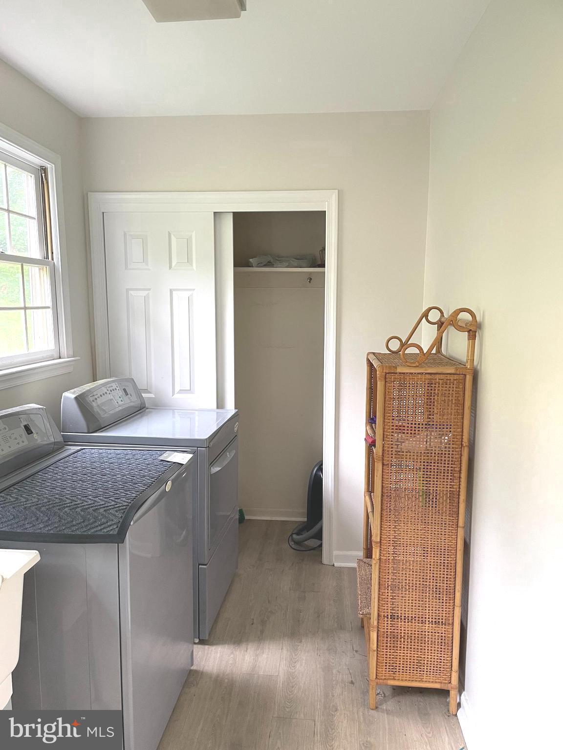 NEWTOWN SQ - Residential Lease