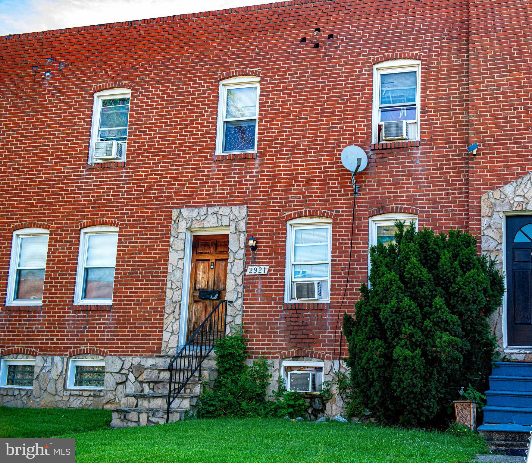 2921 YORKWAY