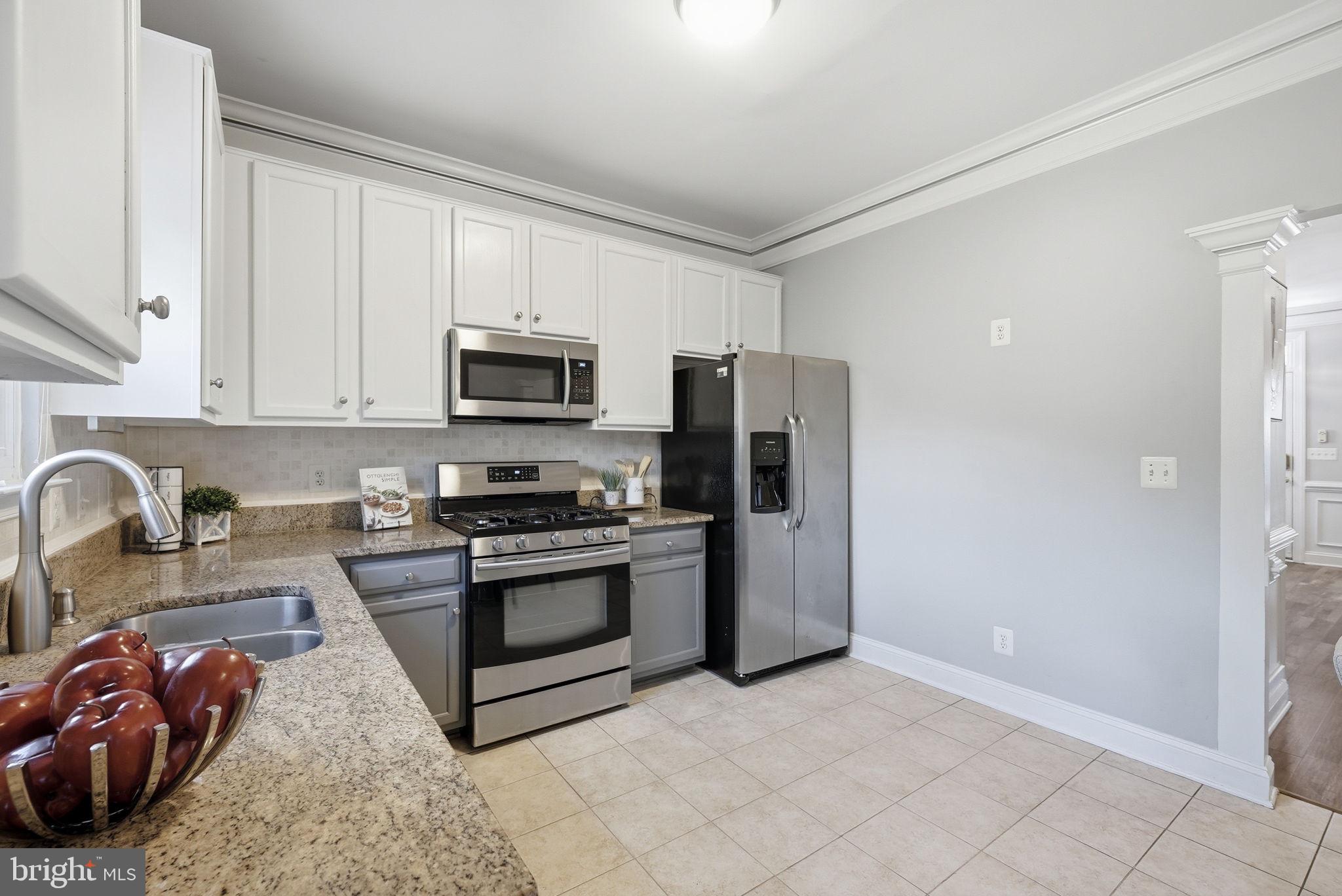 SOUTHLAKE AT MONTCLAIR - Residential