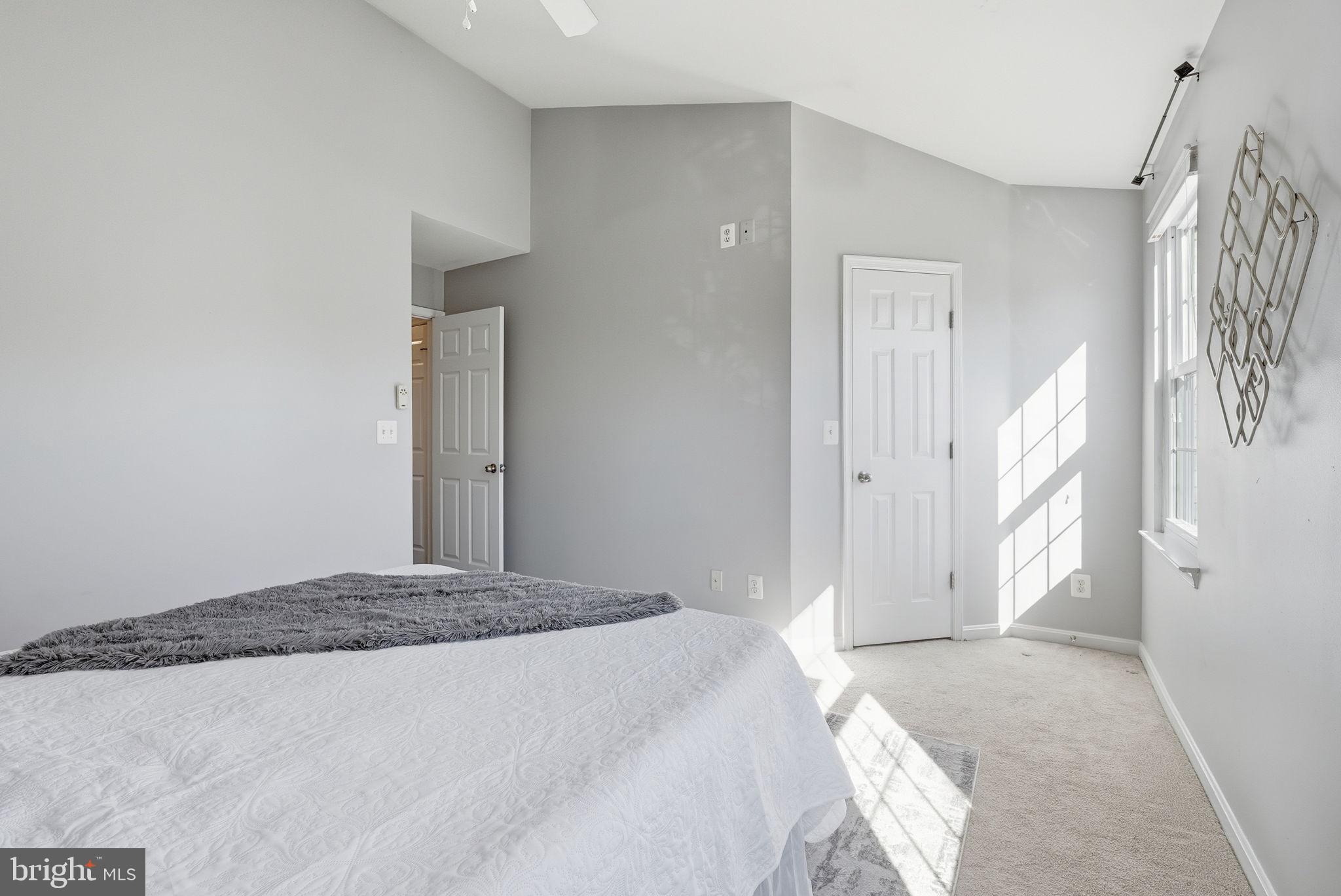 SOUTHLAKE AT MONTCLAIR - Residential