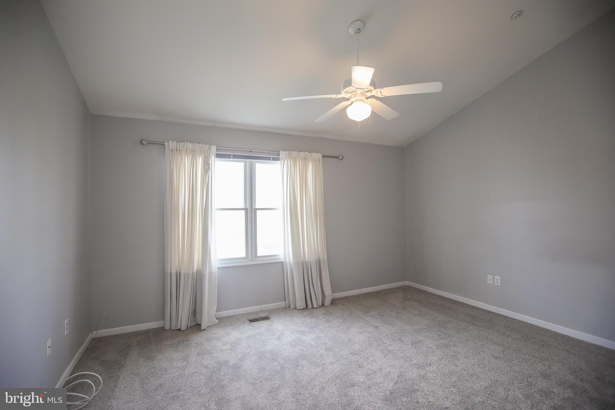 BAYSIDE - Residential