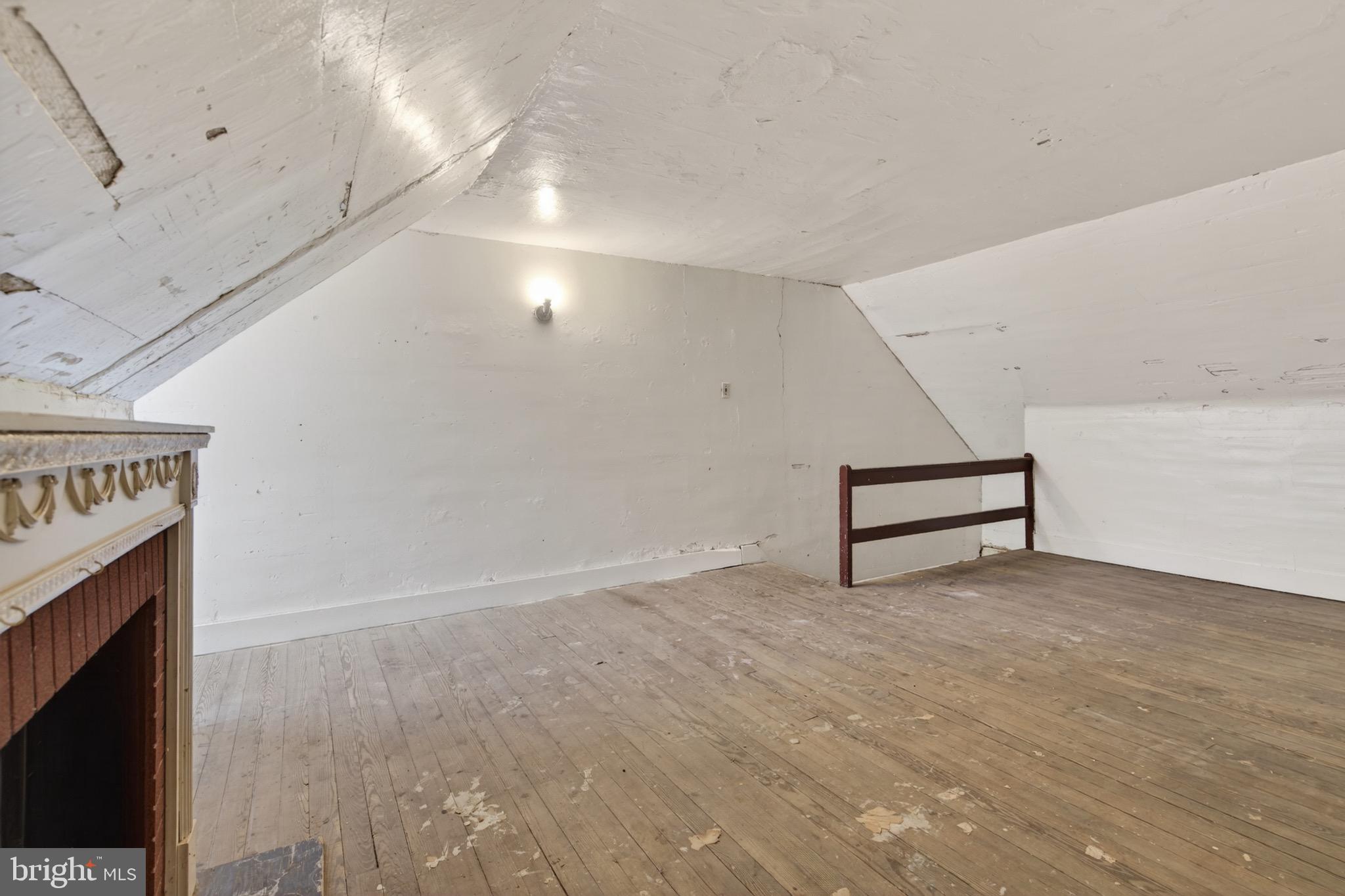NEW PHILADELPHIA - Residential