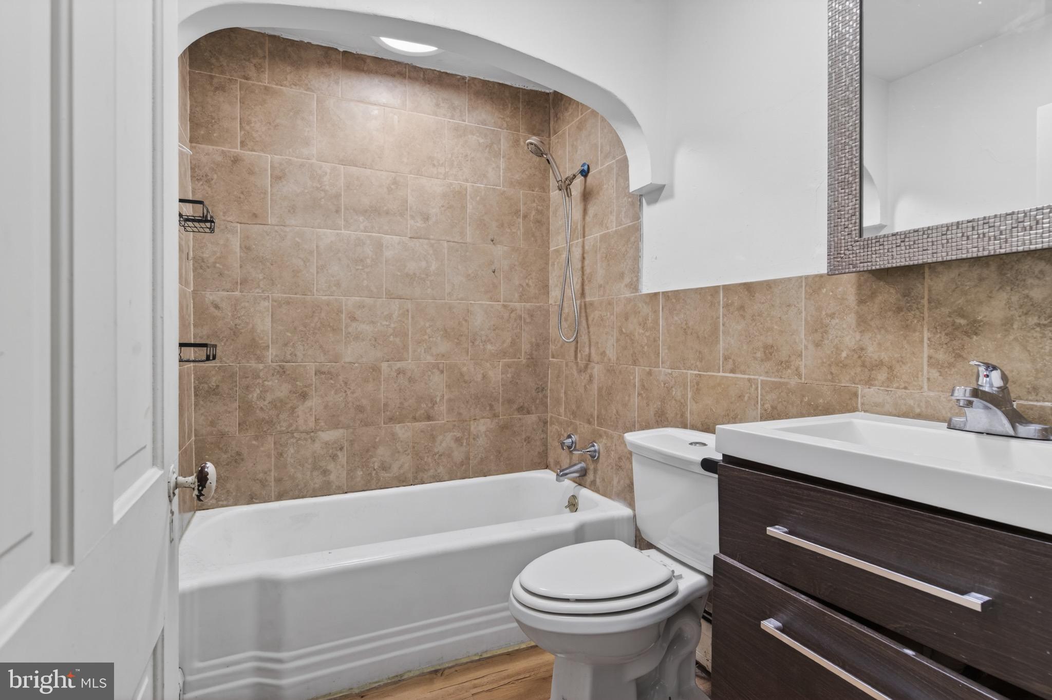 NEW PHILADELPHIA - Residential