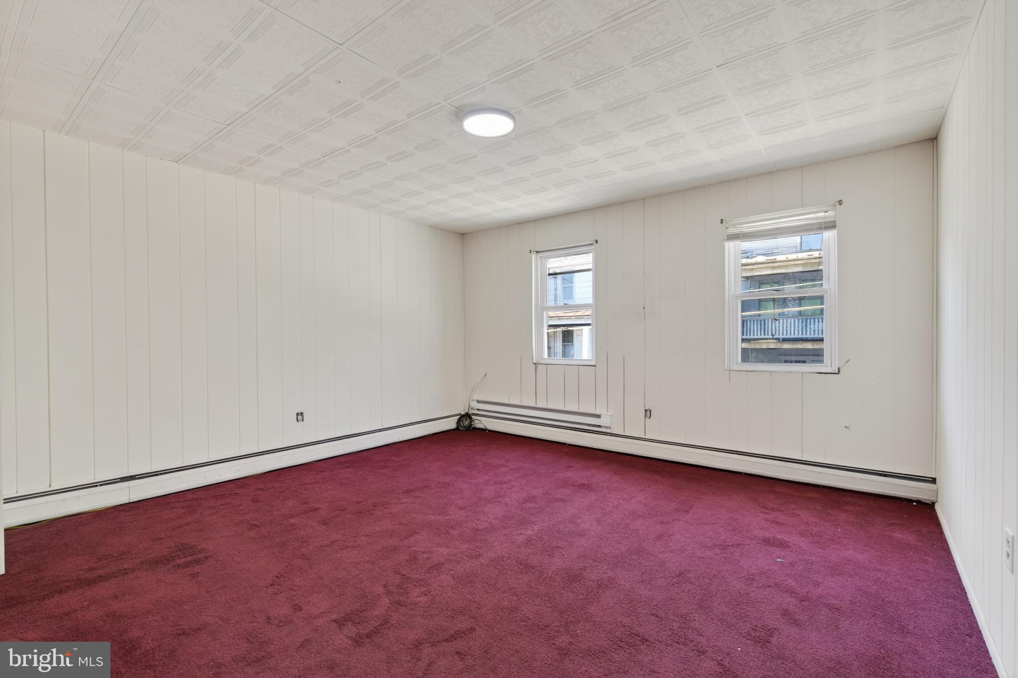 NEW PHILADELPHIA - Residential
