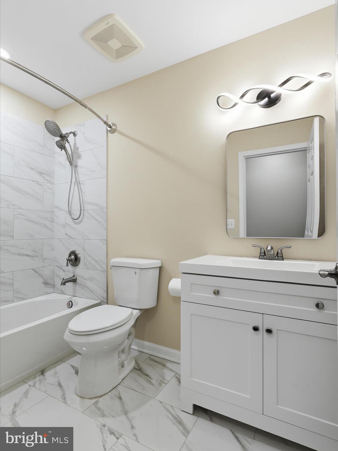 LOCUST GROVE - Residential