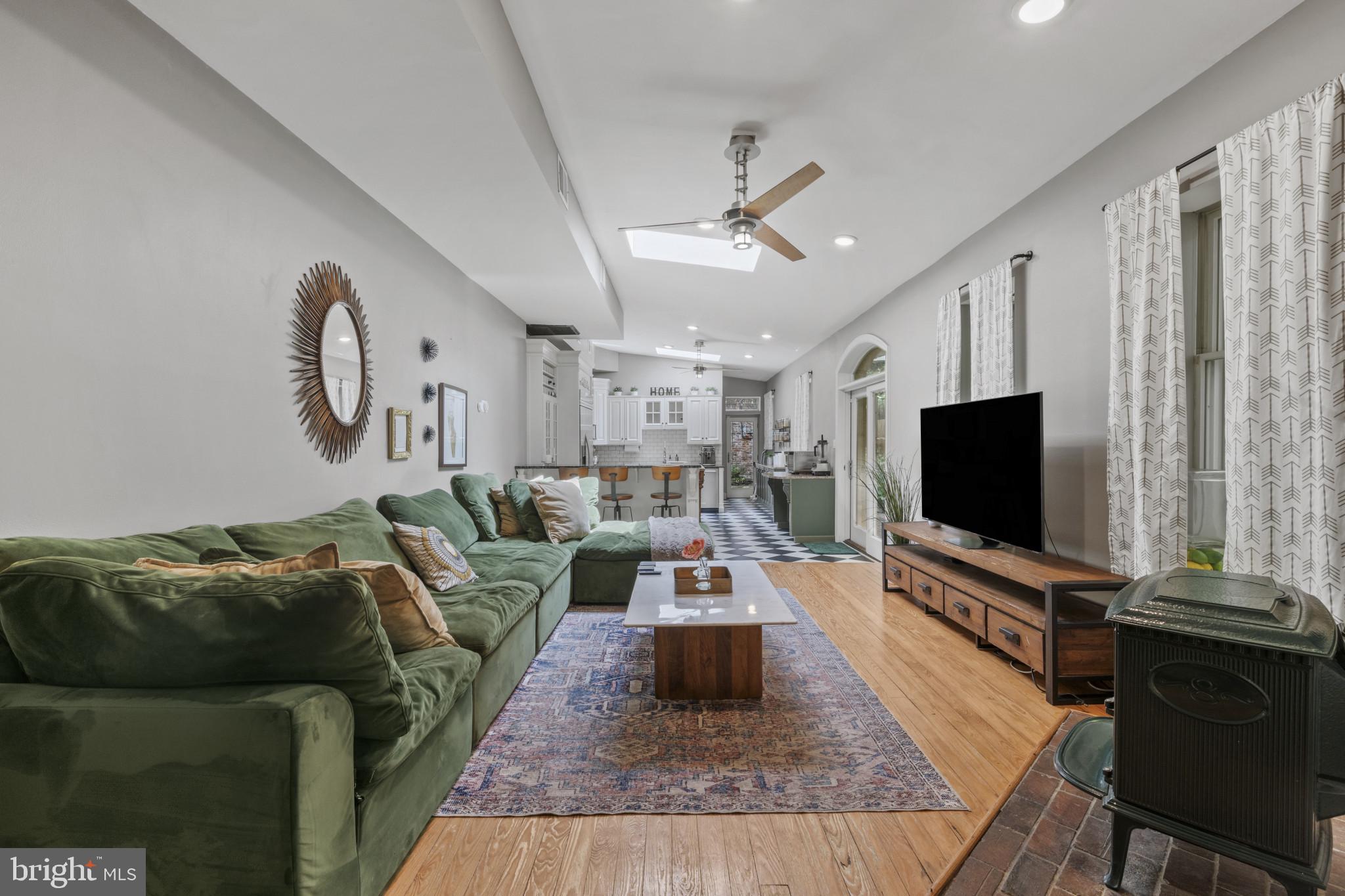FELLS POINT HISTORIC DISTRICT - Residential Lease