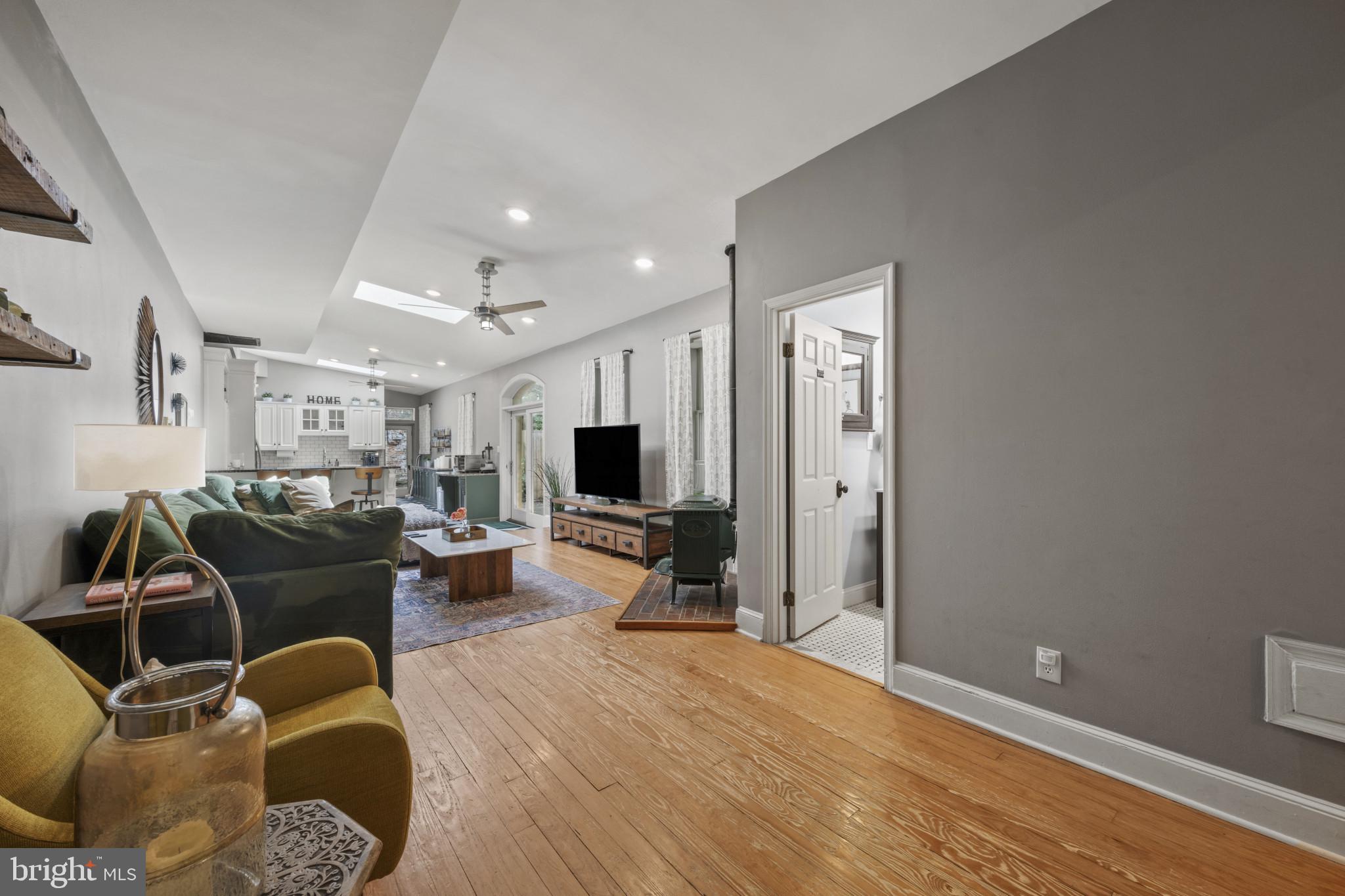 FELLS POINT HISTORIC DISTRICT - Residential Lease