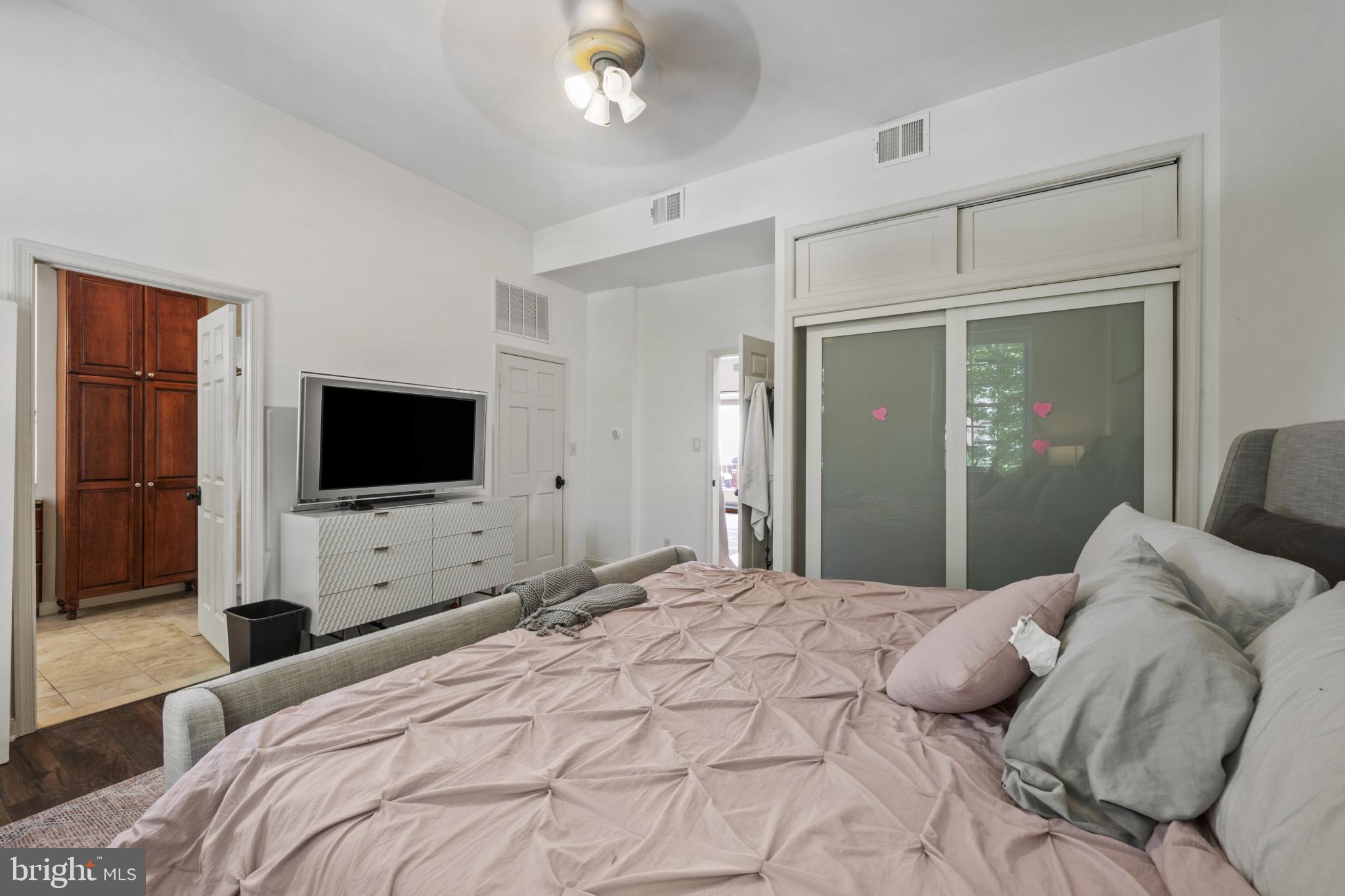 FELLS POINT HISTORIC DISTRICT - Residential Lease