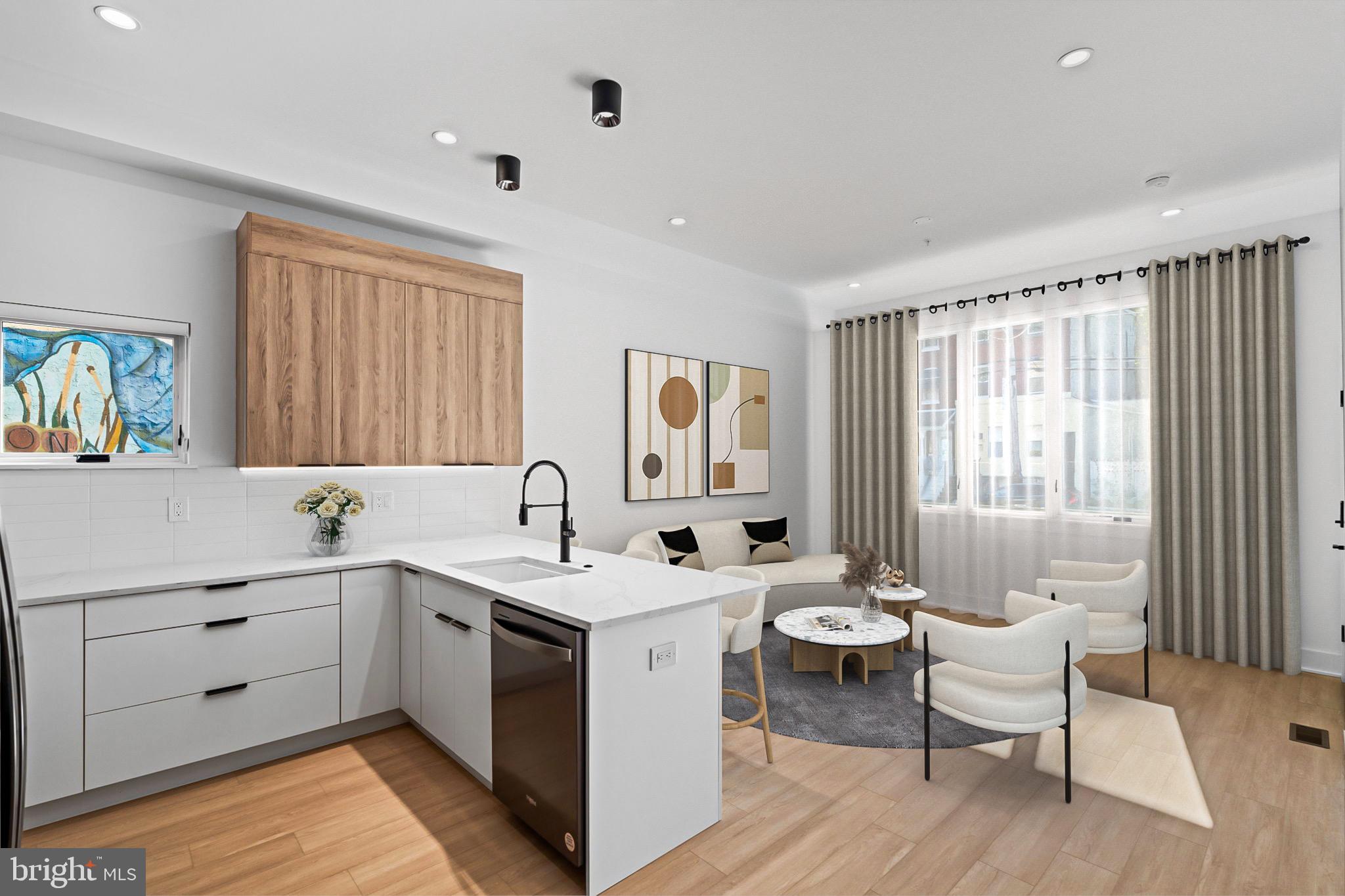 UNIVERSITY CITY - Residential Income