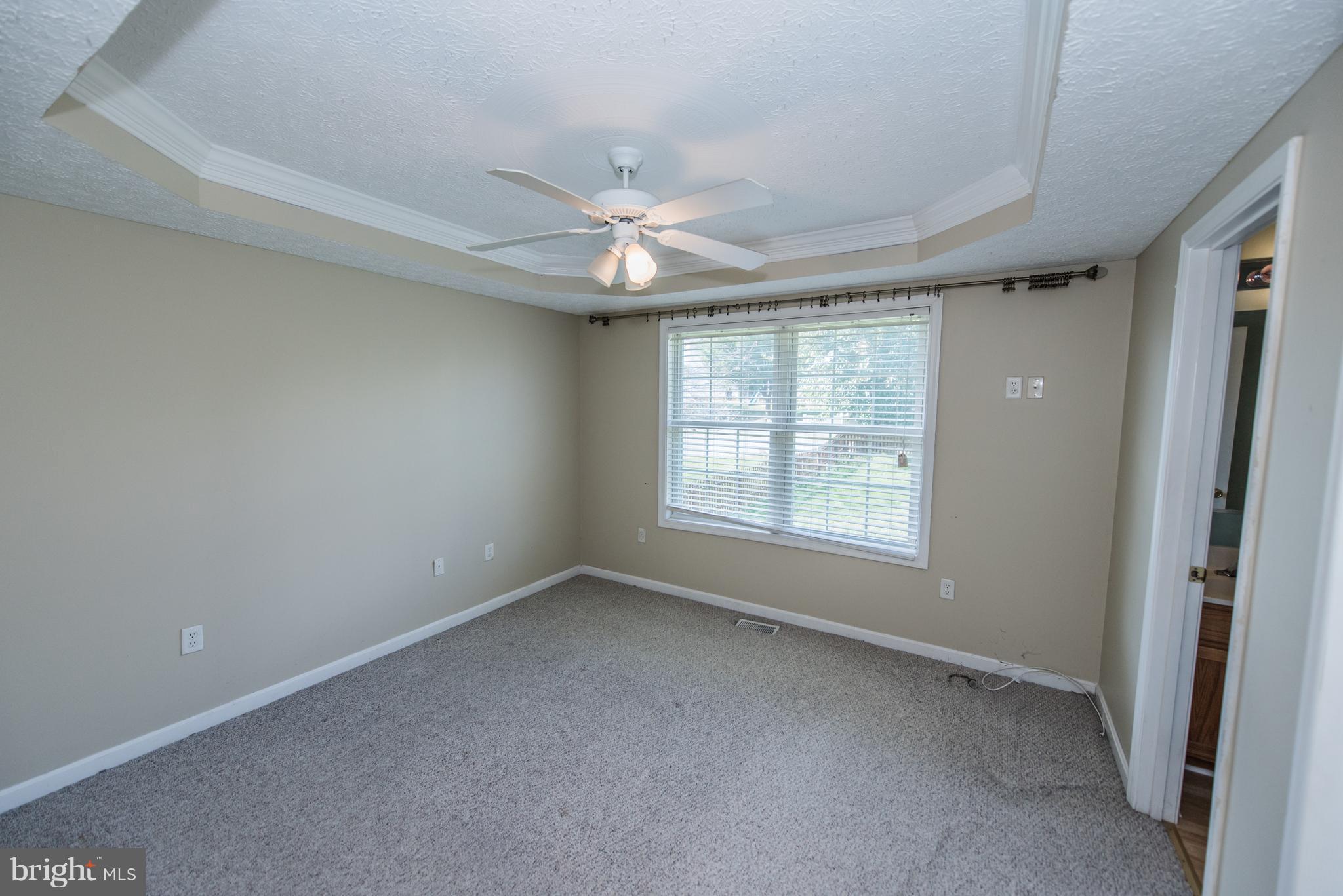 LAUREL RIDGE - Residential