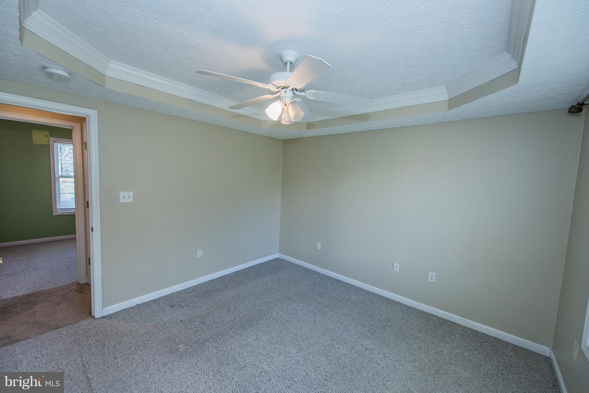 LAUREL RIDGE - Residential