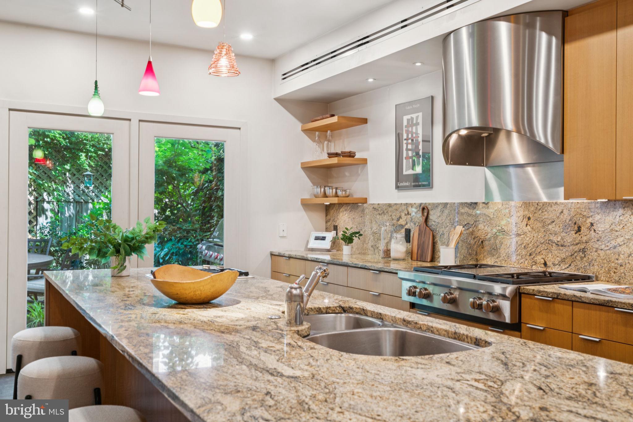 WASHINGTON SQ WEST - Residential