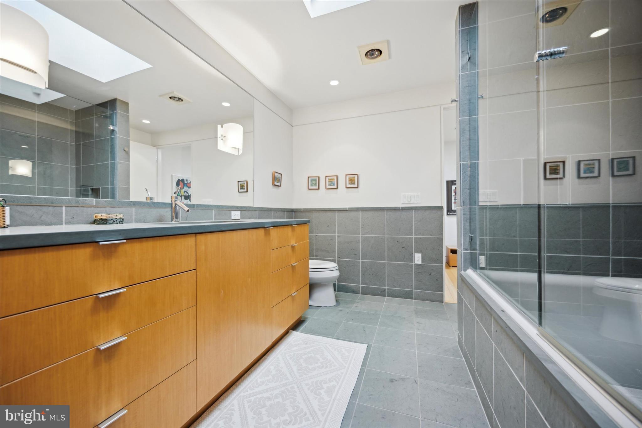 WASHINGTON SQ WEST - Residential