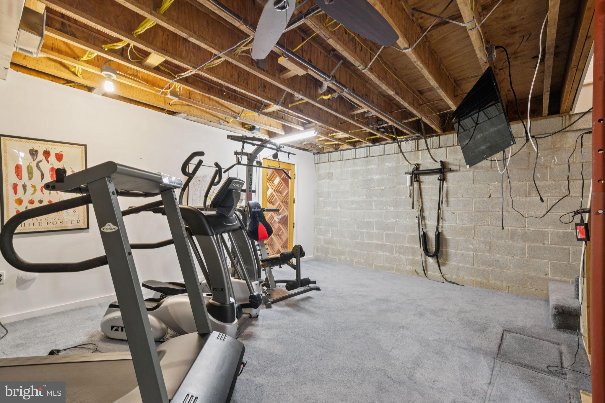 WASHINGTON SQ WEST - Residential