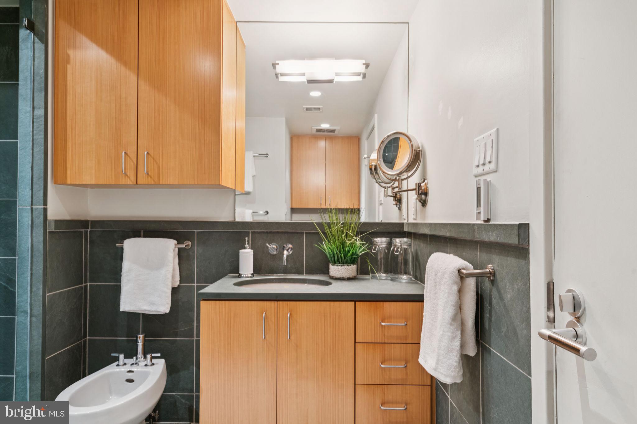 WASHINGTON SQ WEST - Residential