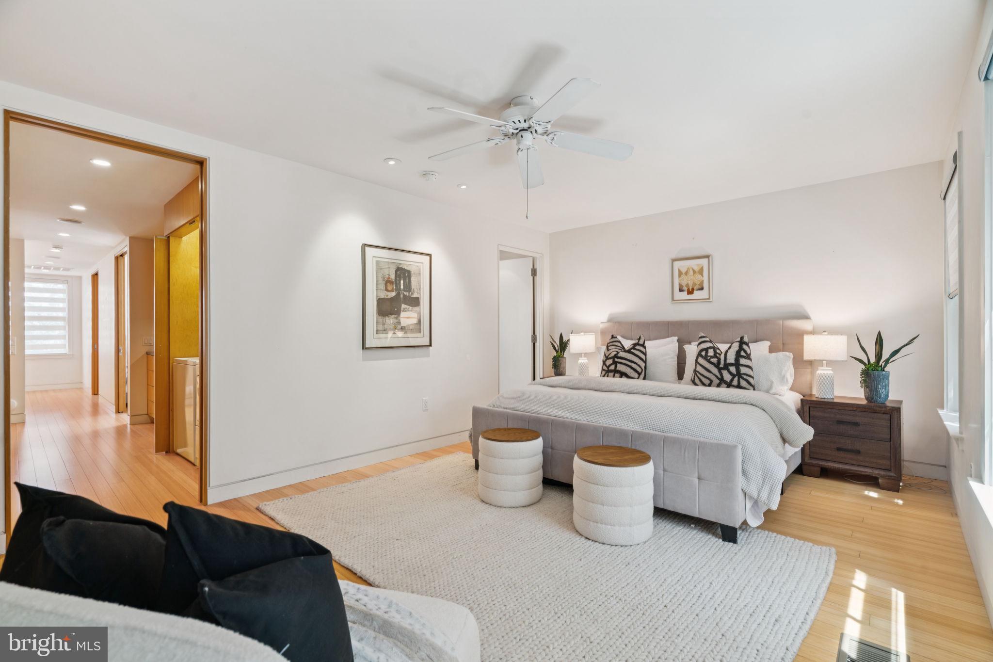 WASHINGTON SQ WEST - Residential