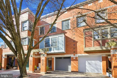 334 S Quince Street, Philadelphia, PA 19107 - MLS#: PAPH2447604