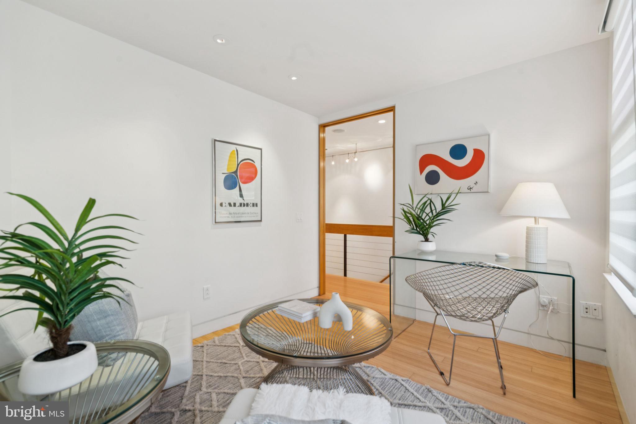 WASHINGTON SQ WEST - Residential