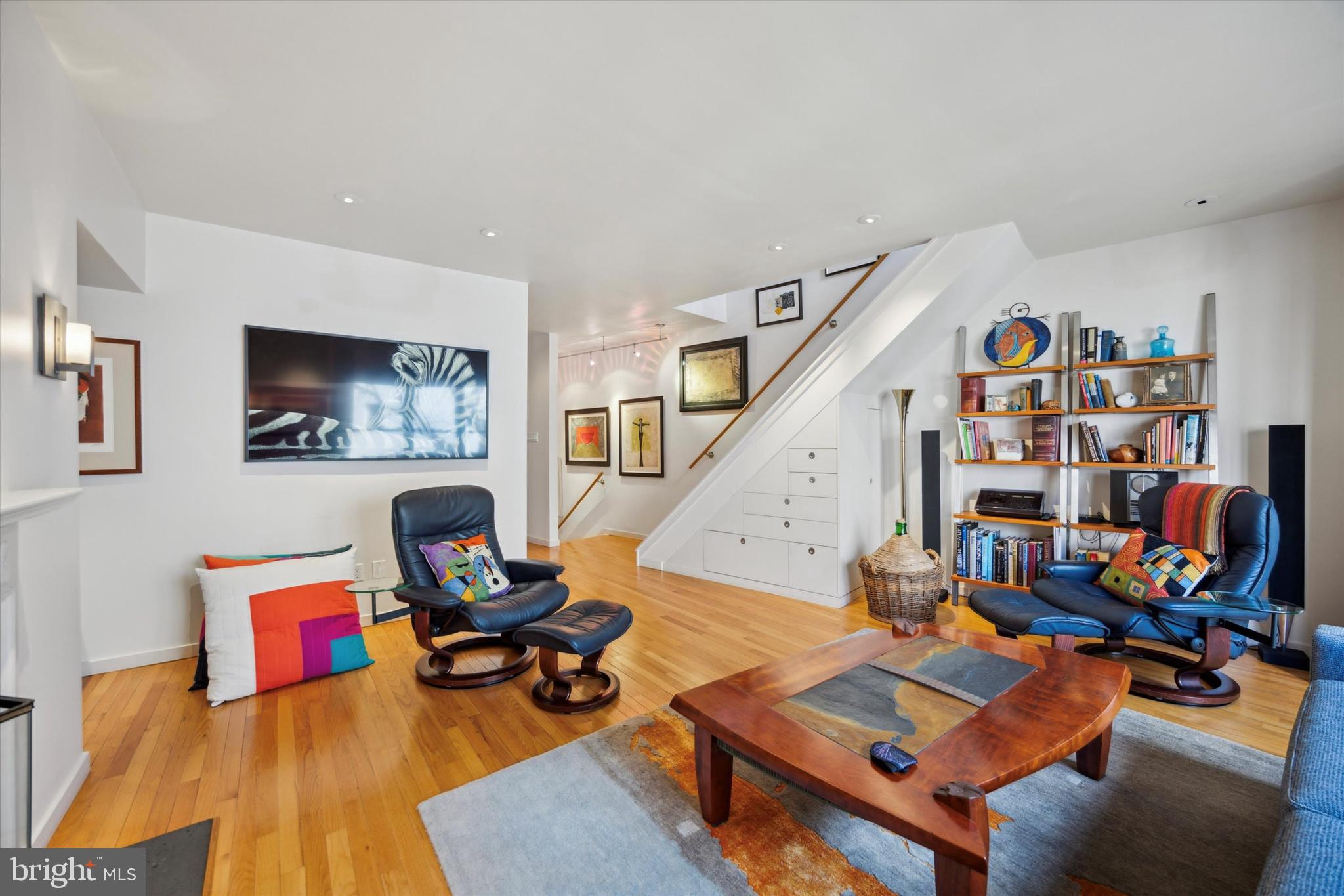 WASHINGTON SQ WEST - Residential