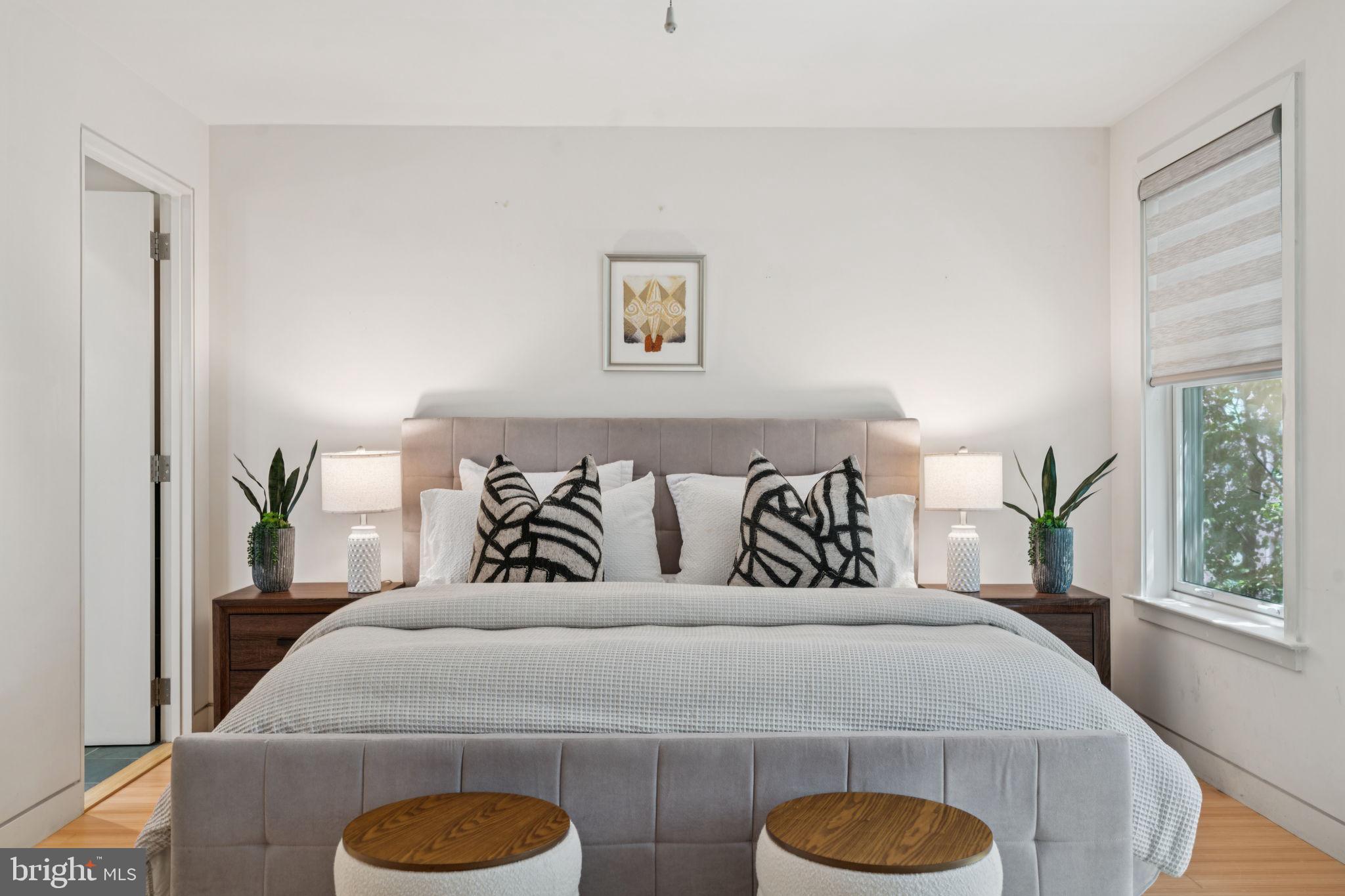 WASHINGTON SQ WEST - Residential