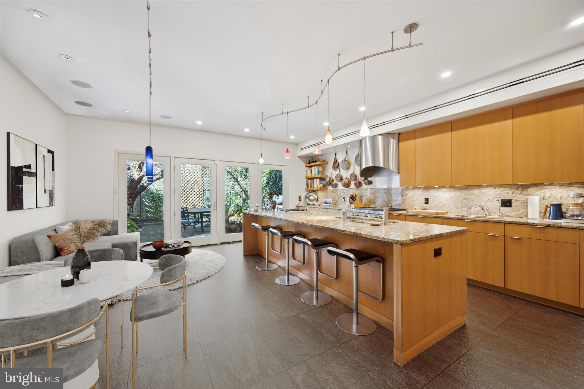 WASHINGTON SQ WEST - Residential