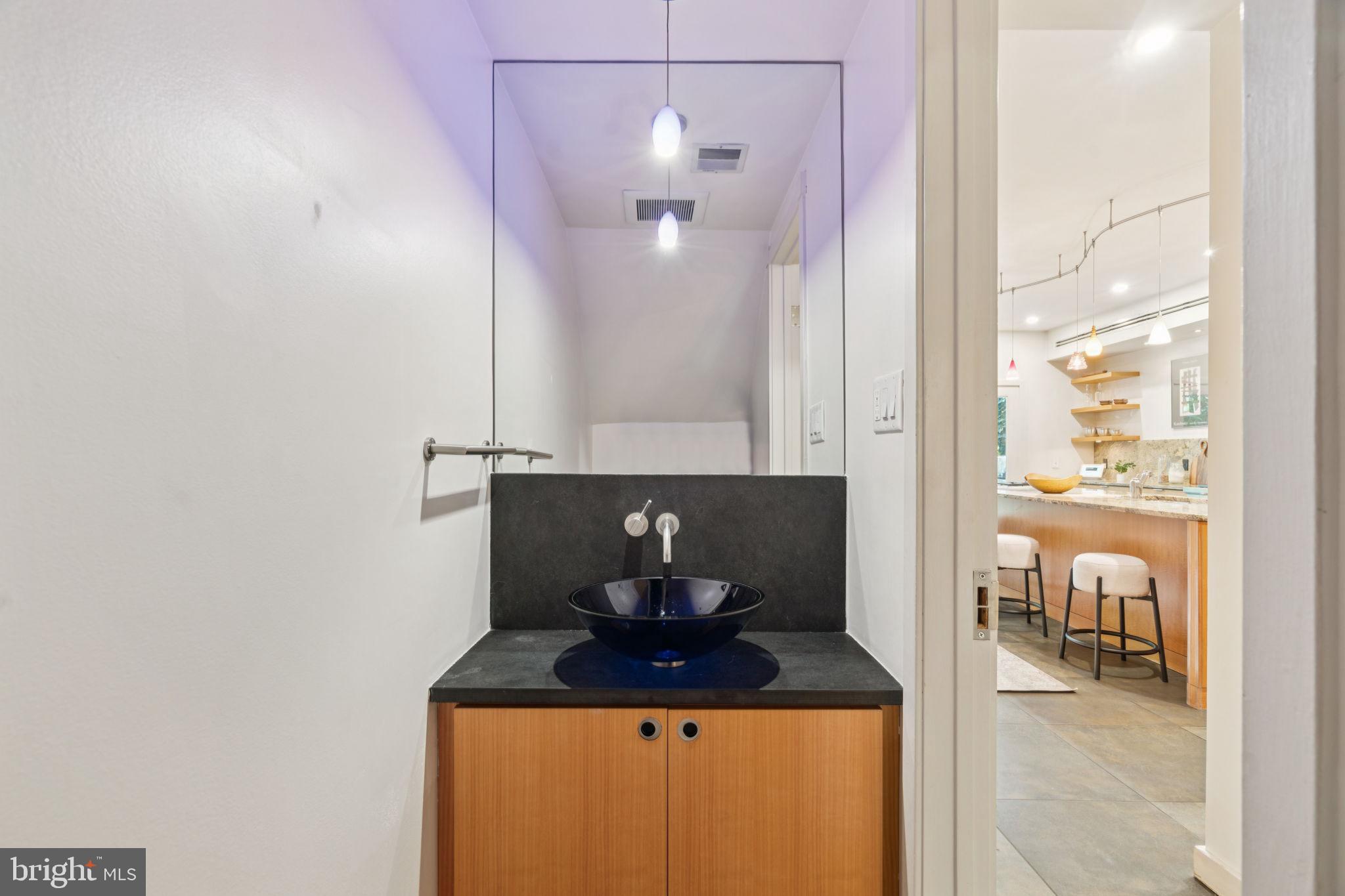 WASHINGTON SQ WEST - Residential