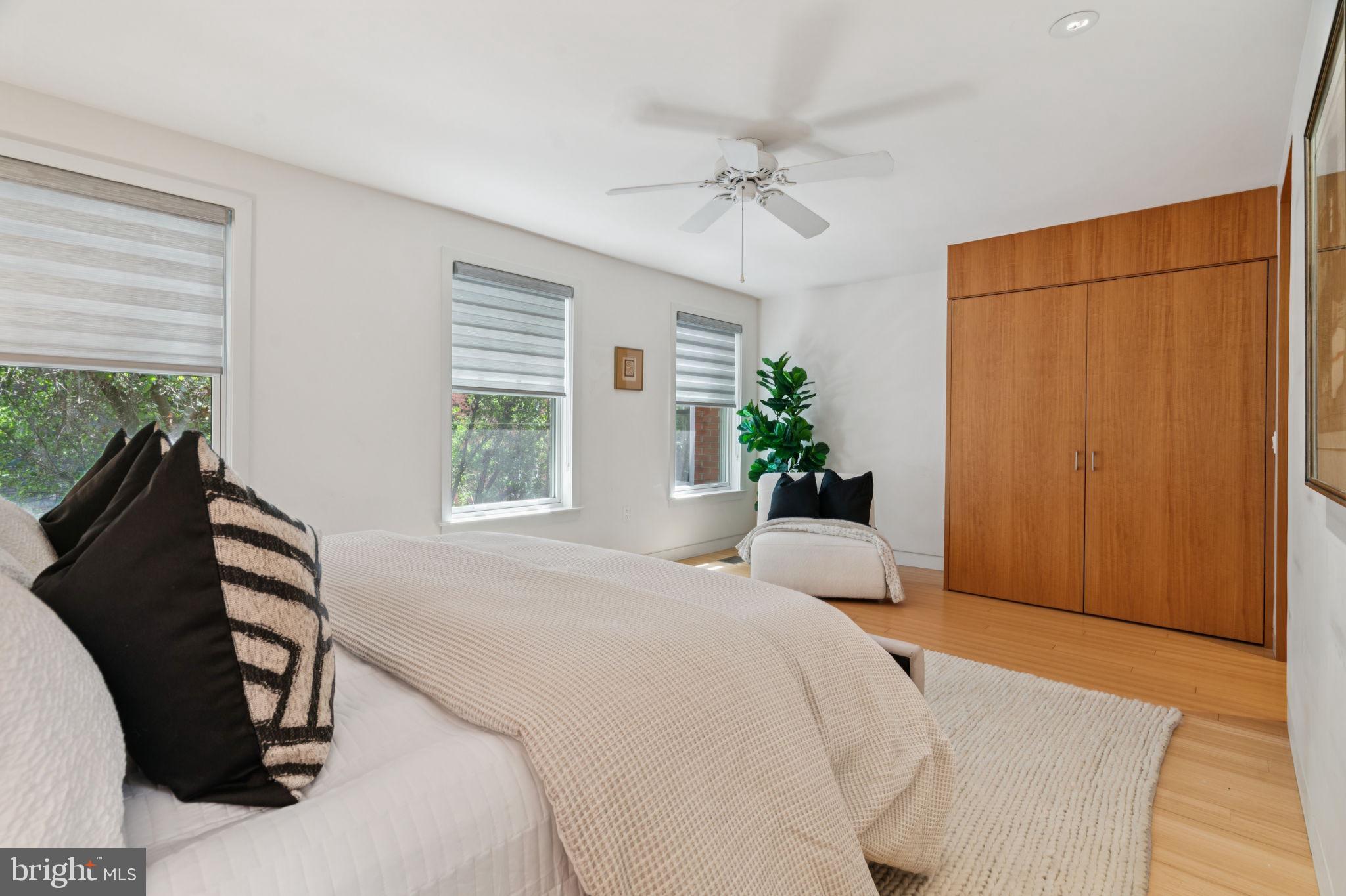 WASHINGTON SQ WEST - Residential