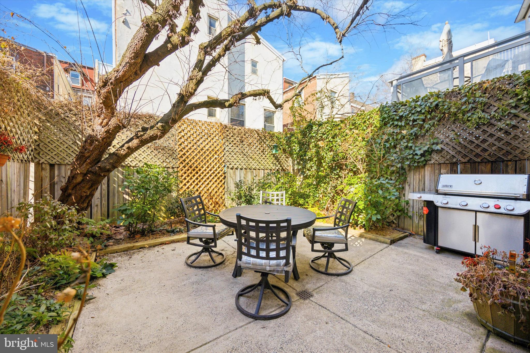 WASHINGTON SQ WEST - Residential