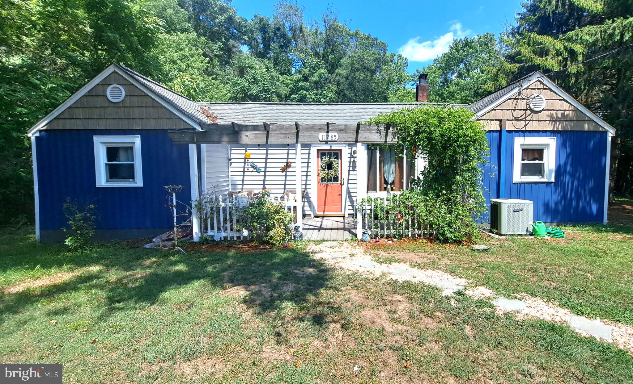 11285 PINE HILL ROAD