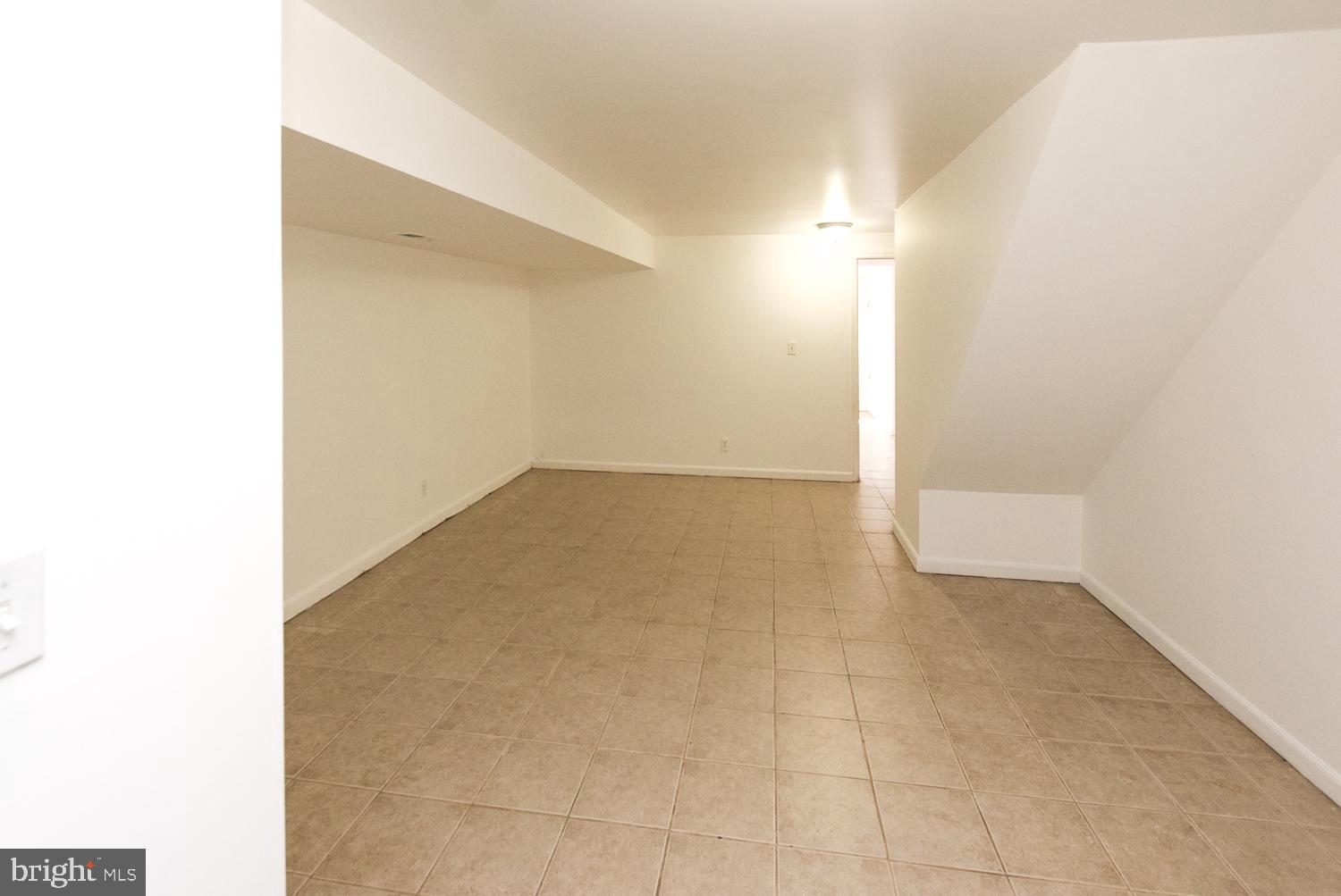 JOSEPH LEE - Residential