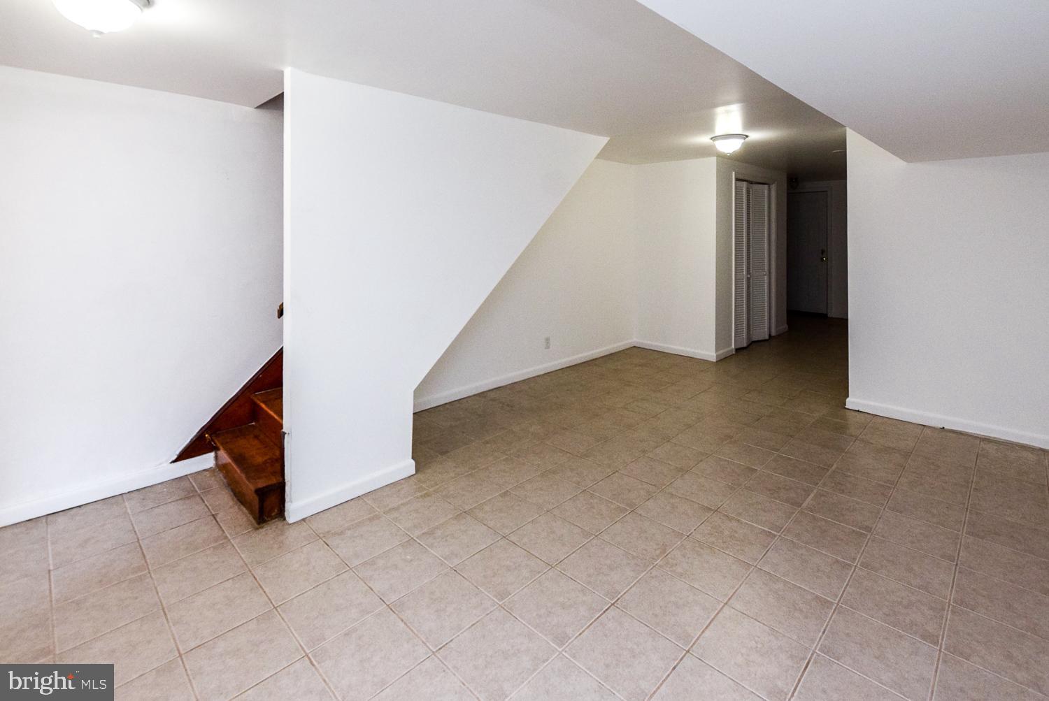 JOSEPH LEE - Residential