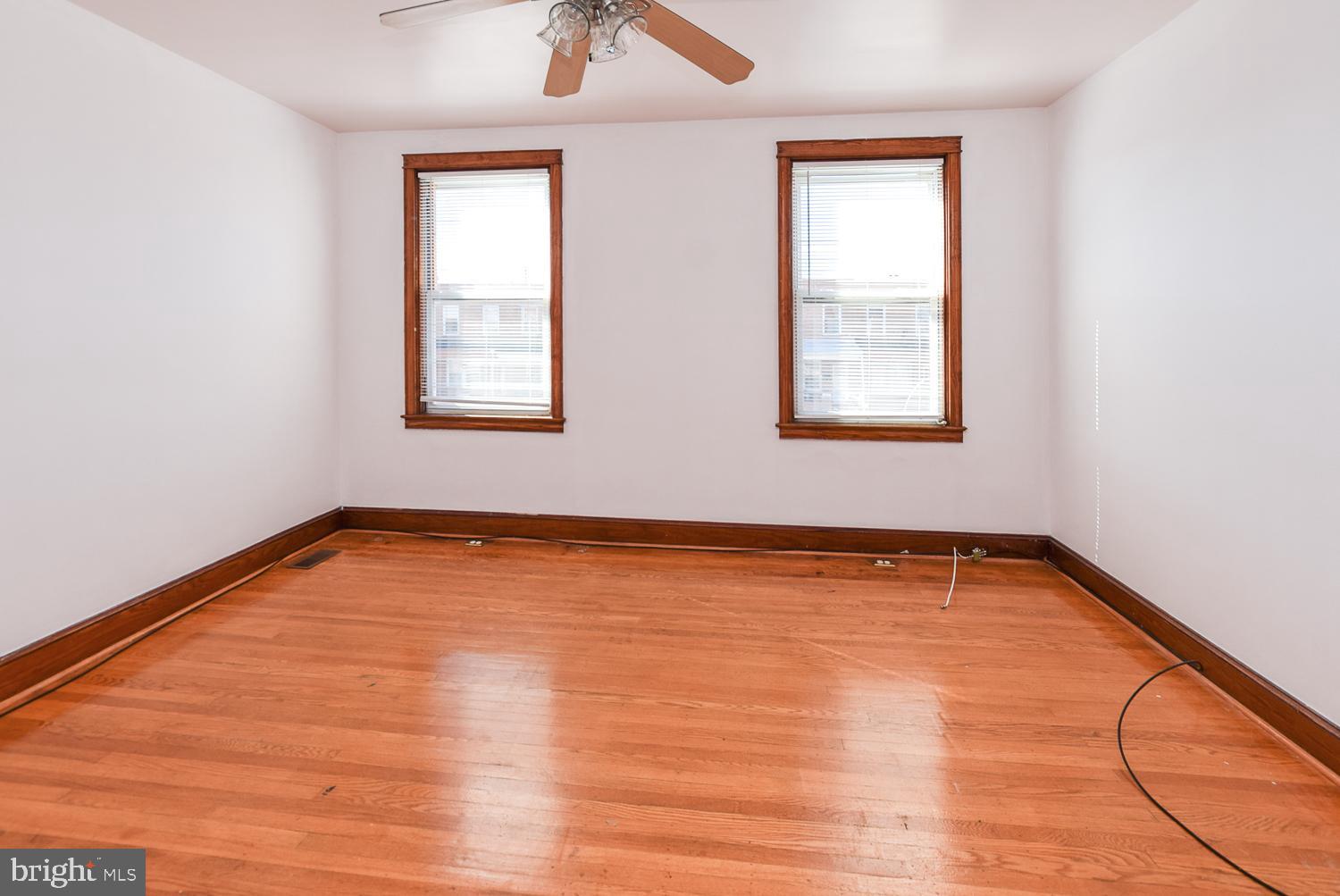 JOSEPH LEE - Residential