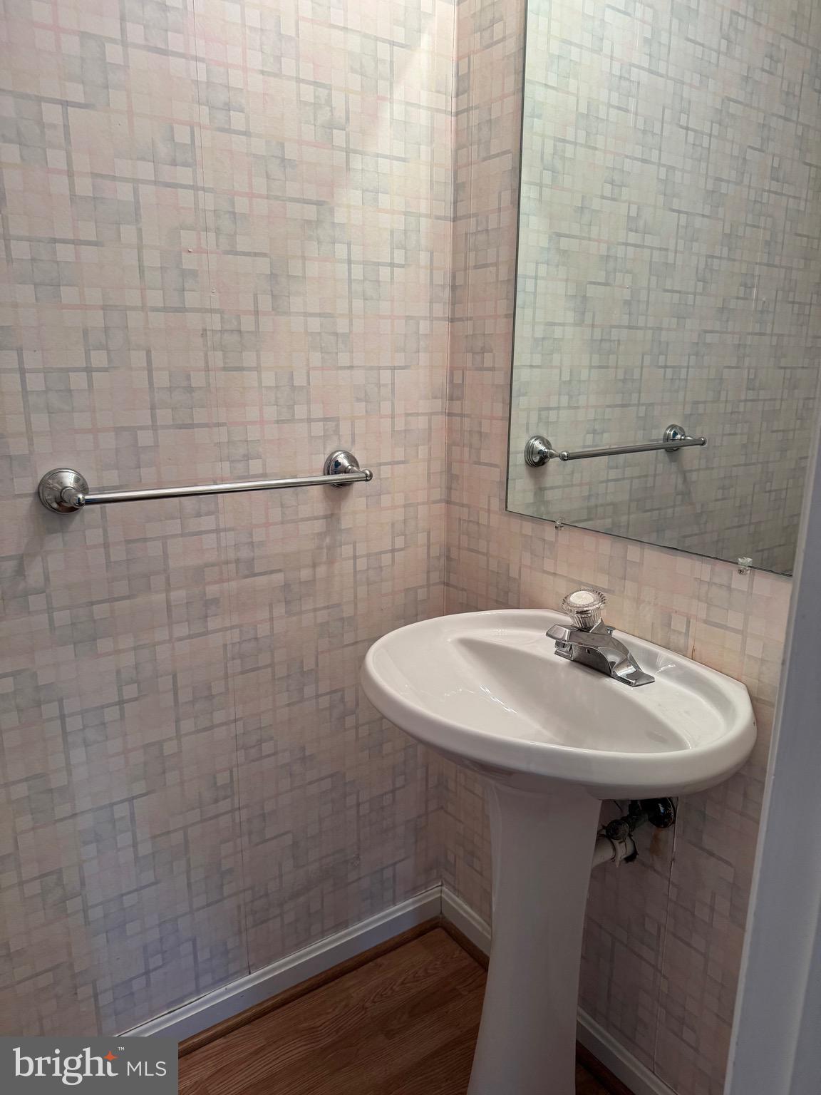 HUNTERS RUN VILLAGE - Residential Lease