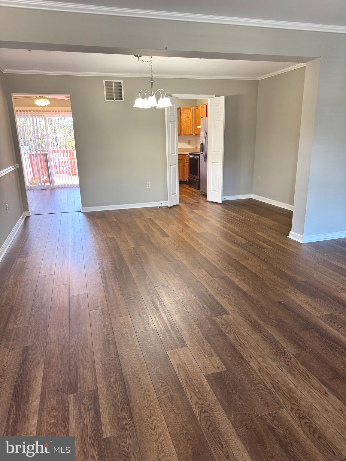 HUNTERS RUN VILLAGE - Residential Lease