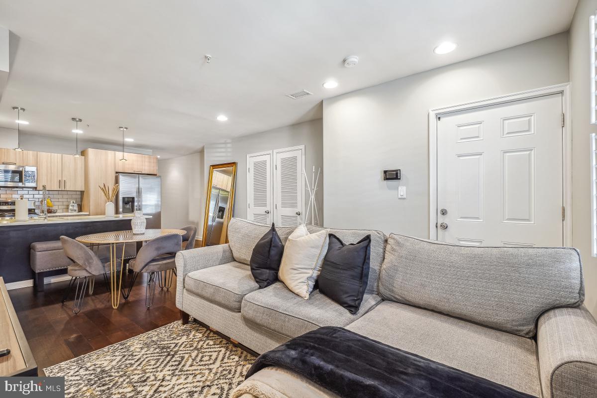 1346 NICHOLSON STREET NW 101