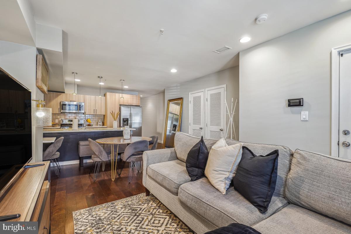 1346 NICHOLSON STREET NW 101
