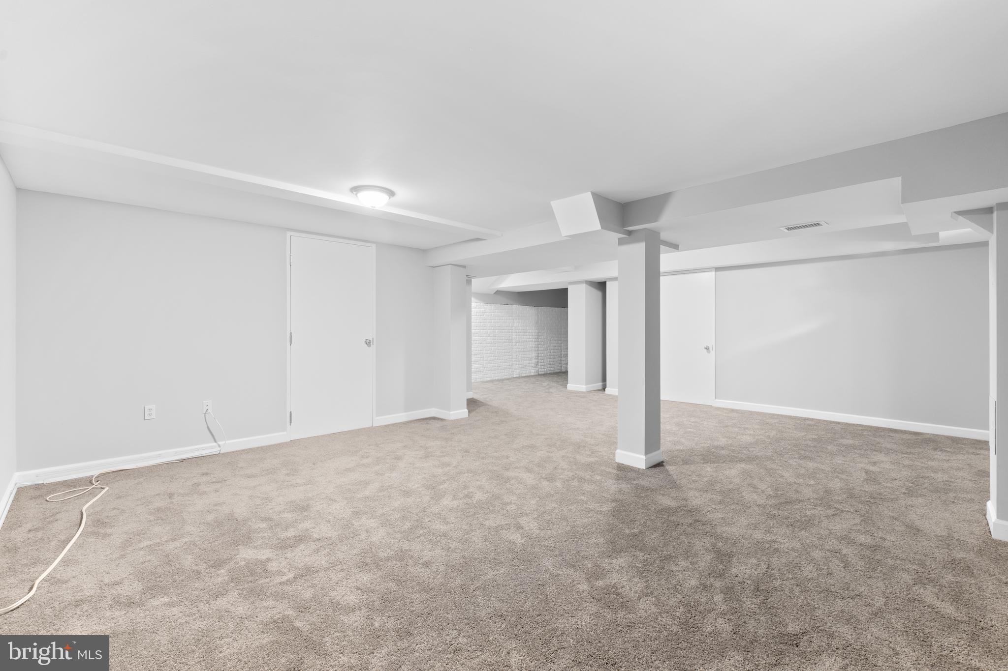 SHAKER WOODS - Residential