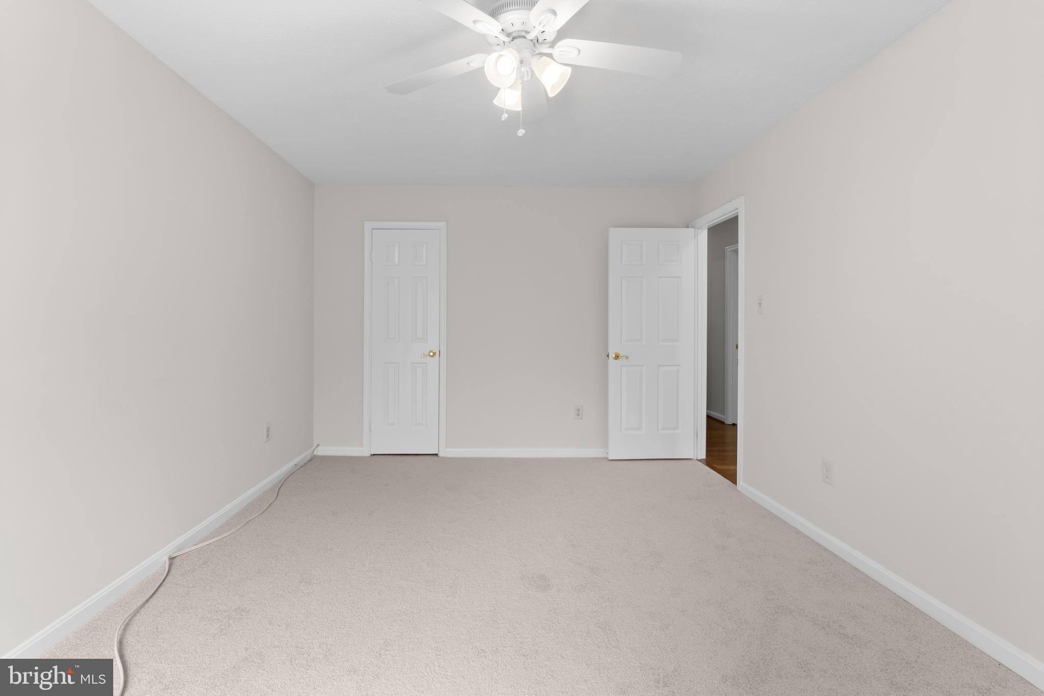 SHAKER WOODS - Residential