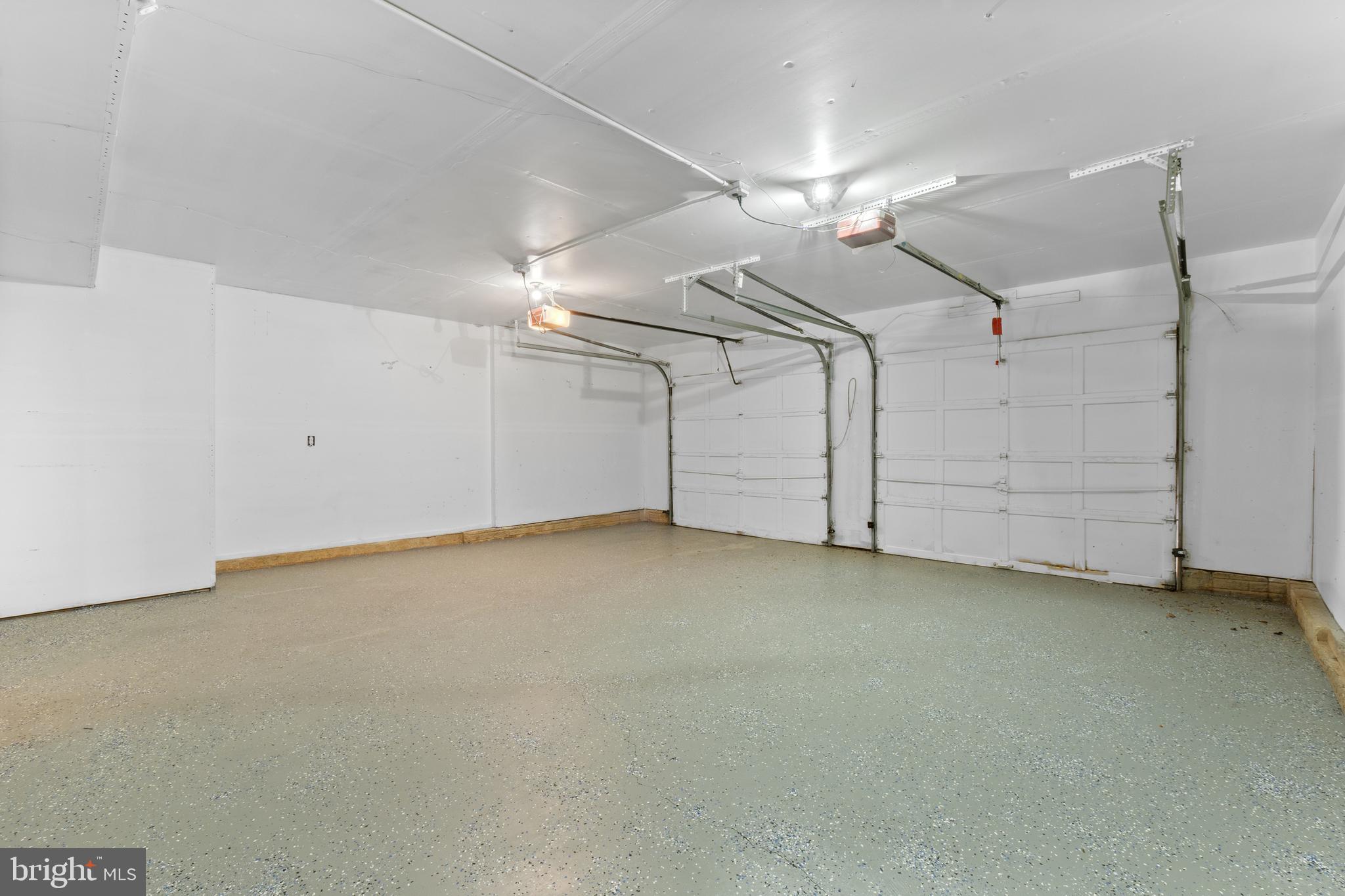 SHAKER WOODS - Residential