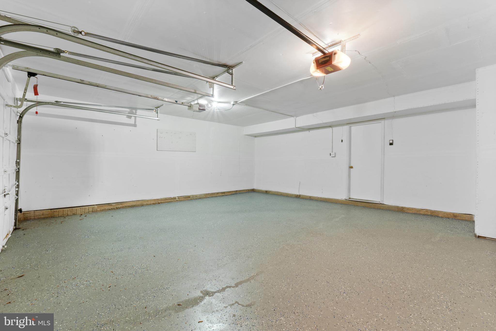 SHAKER WOODS - Residential