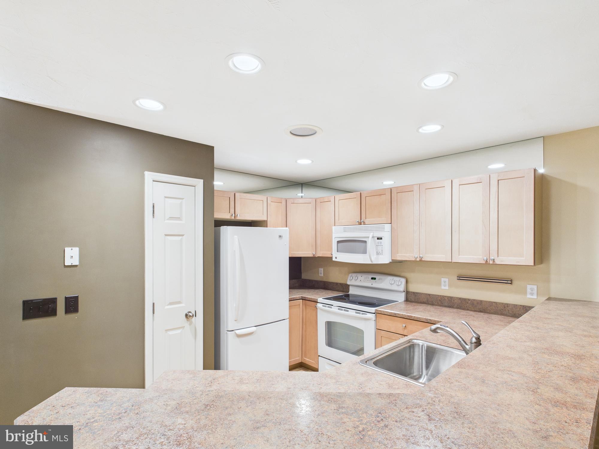 ASHCOMBE FARMS - Residential