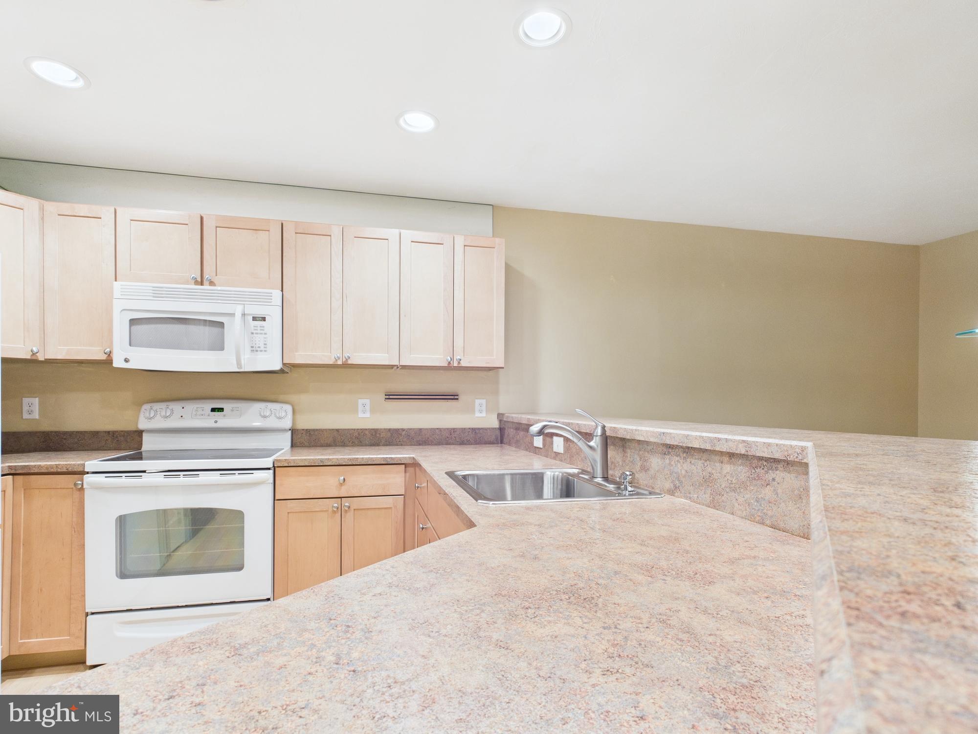 ASHCOMBE FARMS - Residential