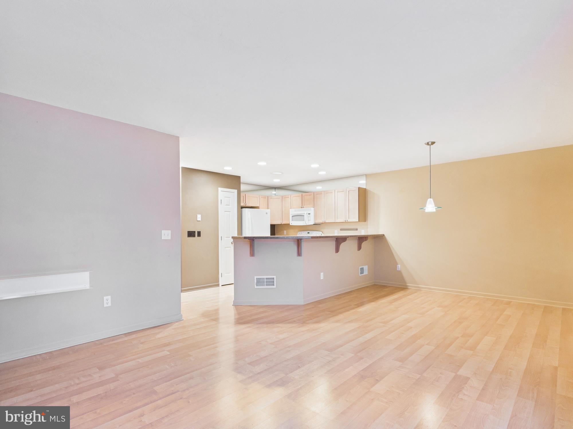 1919 DEERFIELD DRIVE